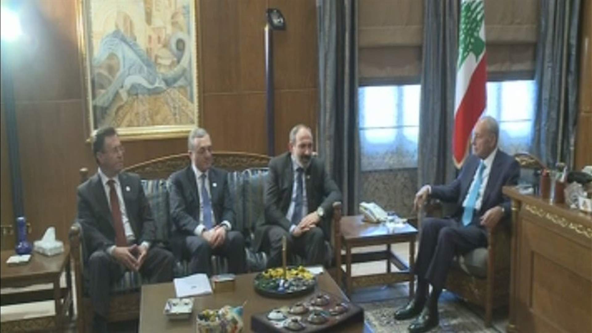 Berri meets Armenian PM in Ain el-Tineh