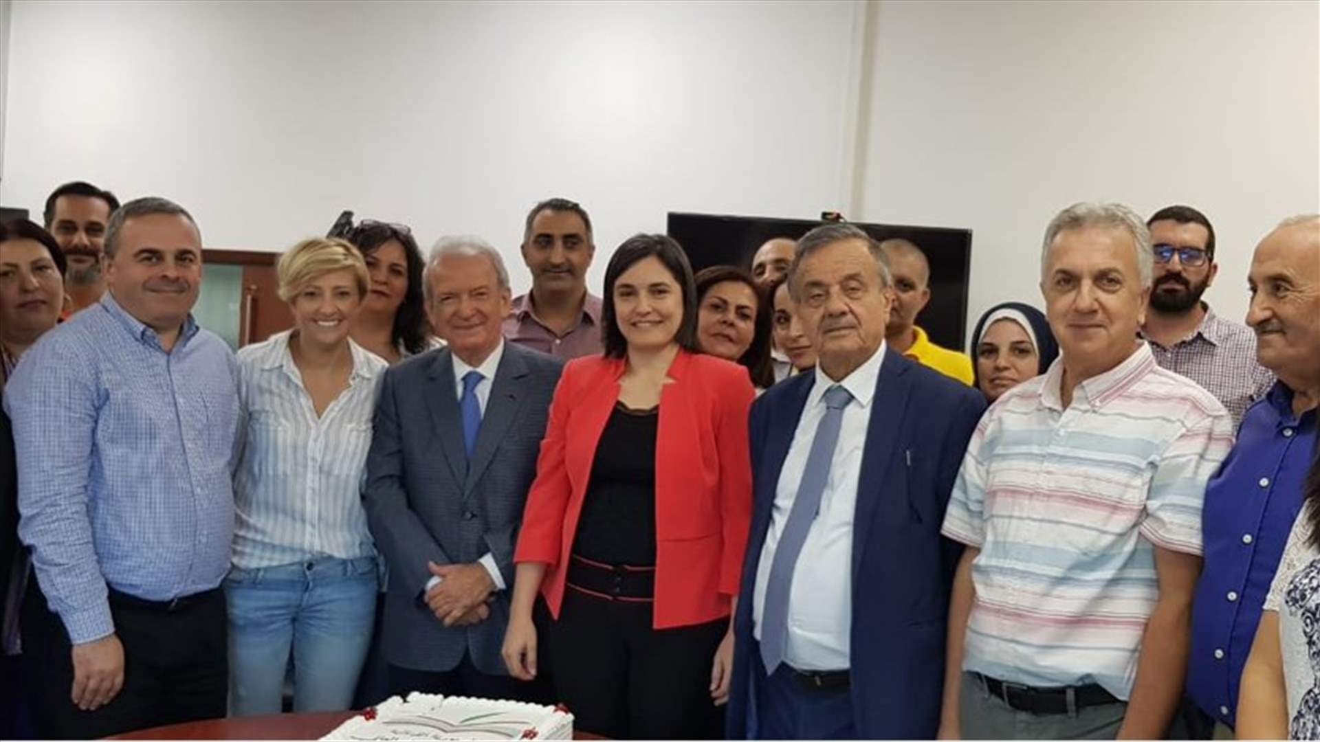 أمل شعبان رئيسة دائرة الإمتحانات الرسمية