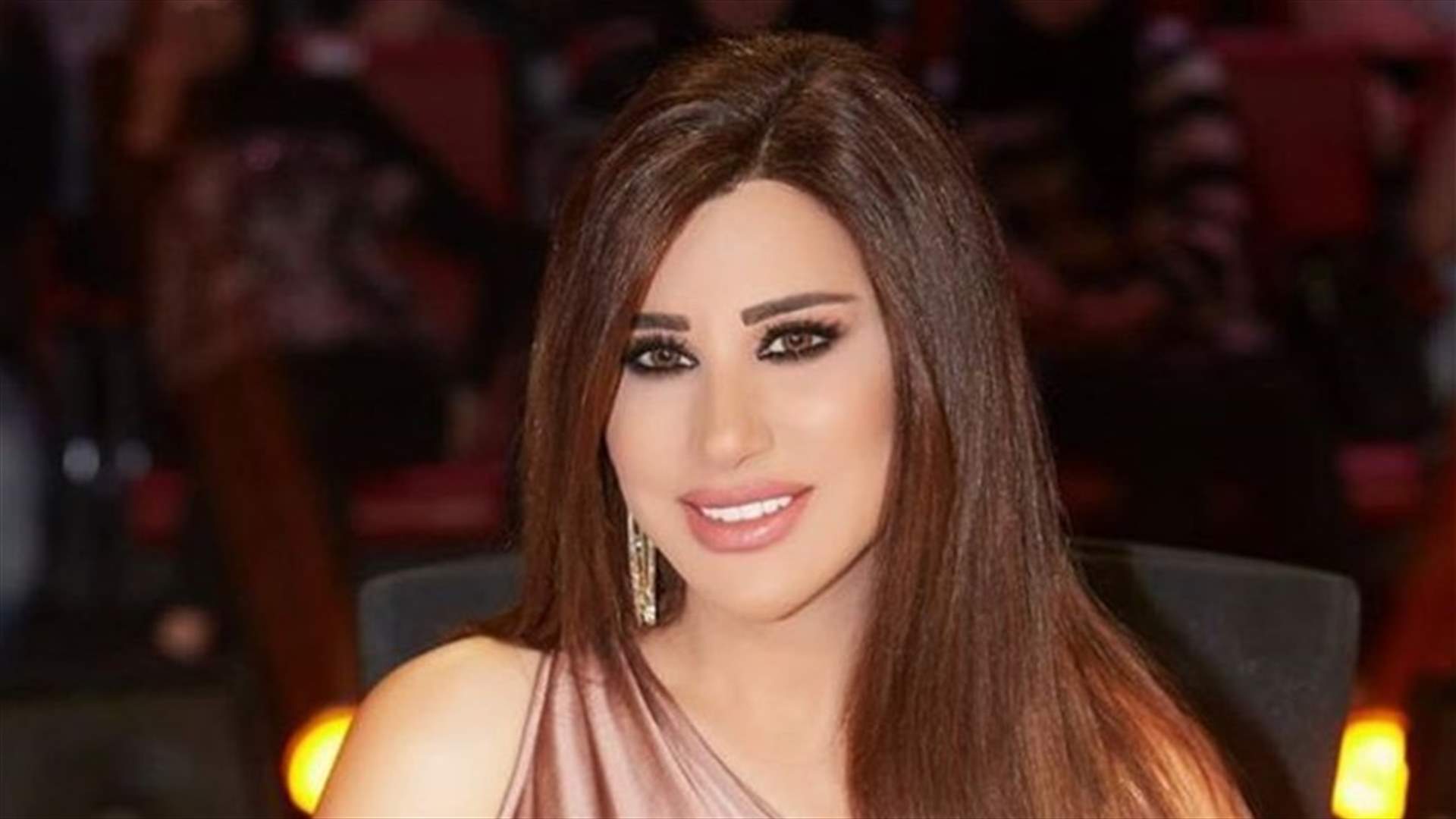 شائعة تطال نجوى كرم.. ومعجب يثير غضب جمهورها بتصرّفه في موقع تصوير أغنيتها