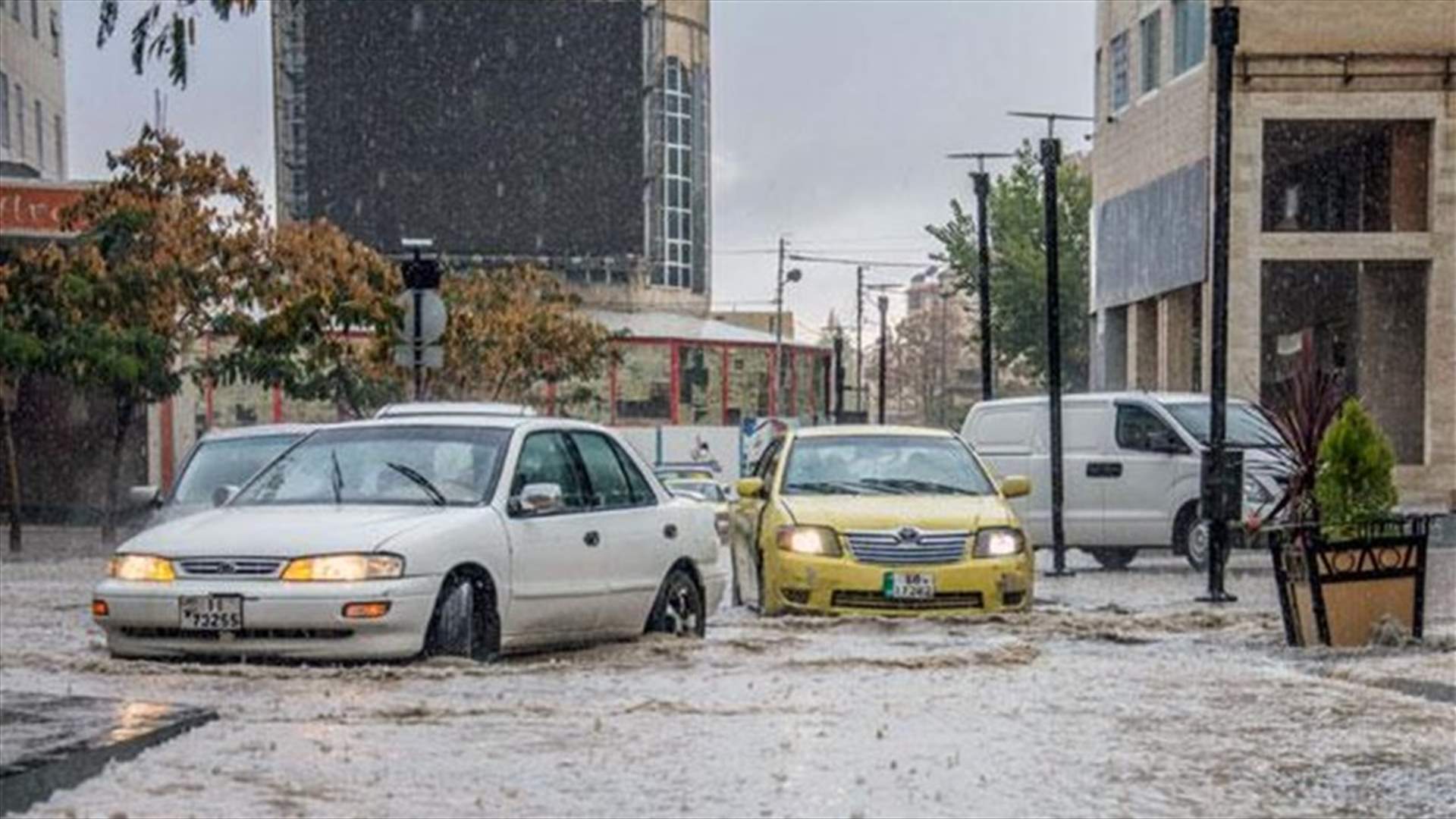 At least 18 people, mostly children, die in flash flood in Jordan