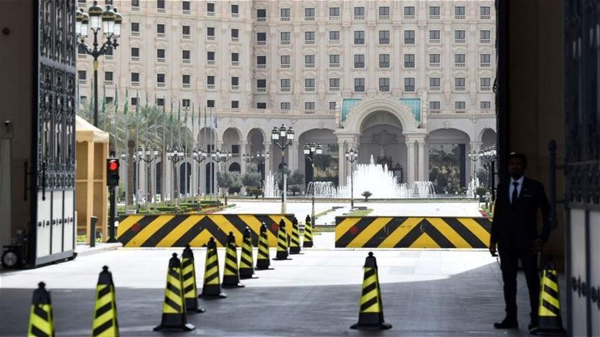 "الذروة الزرقاء" بـ 400 مليون دولار... كيف وصلت إلى الرياض؟