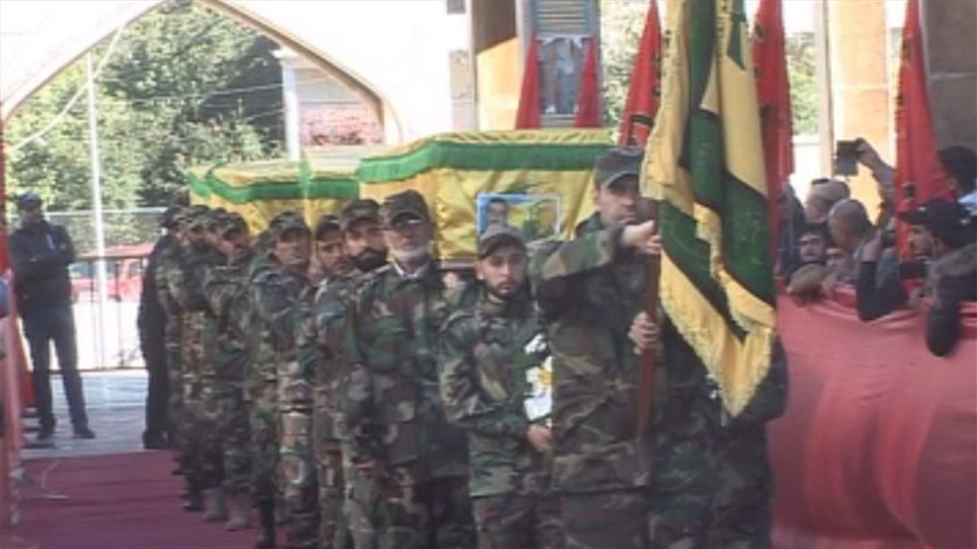 مراسم استقبال لعناصر من حزب الله استعاد جثامينهم بعد أشهر...