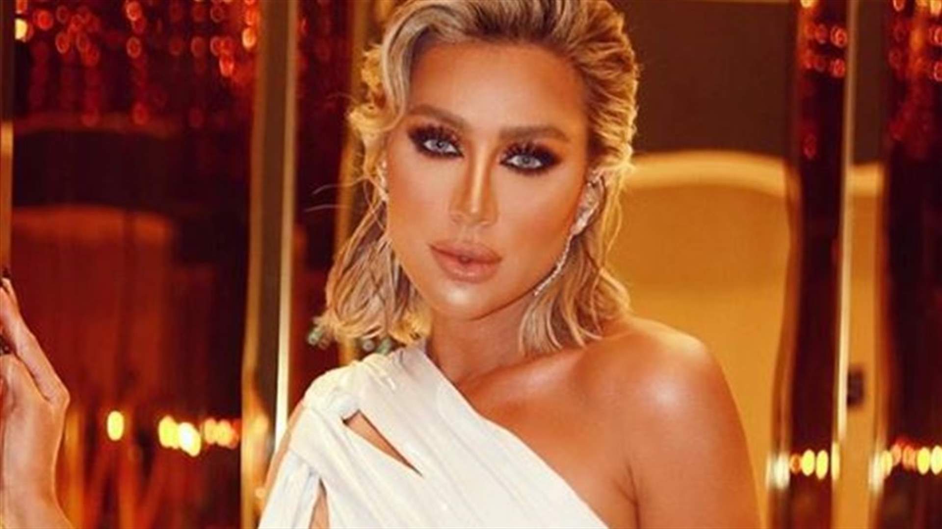 بعد نانسي عجرم... تمثال لمايا دياب أيضاً في اسطنبول (صور)