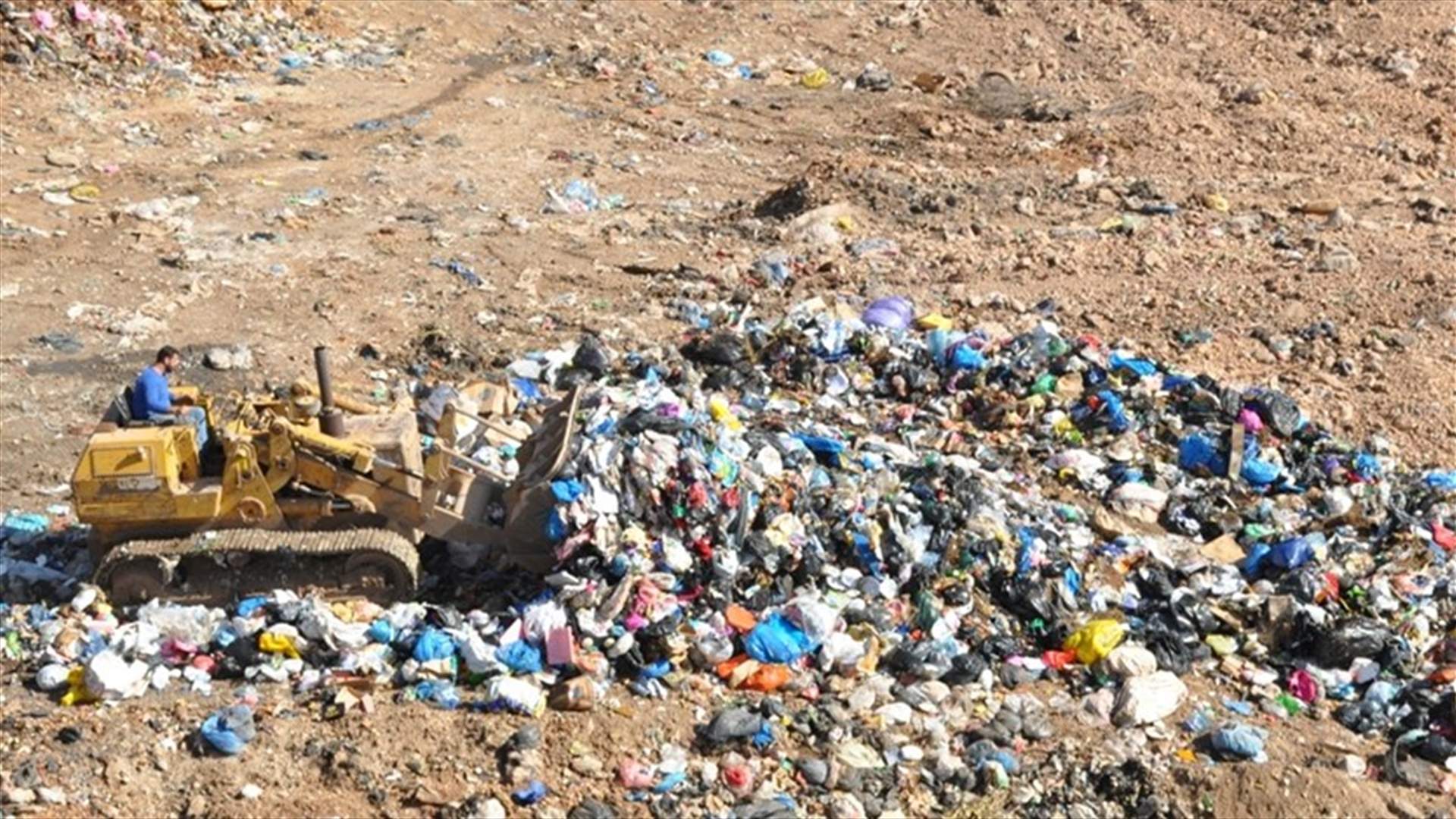 بلدية كفرتبنيت نفت حرق النفايات في المكب