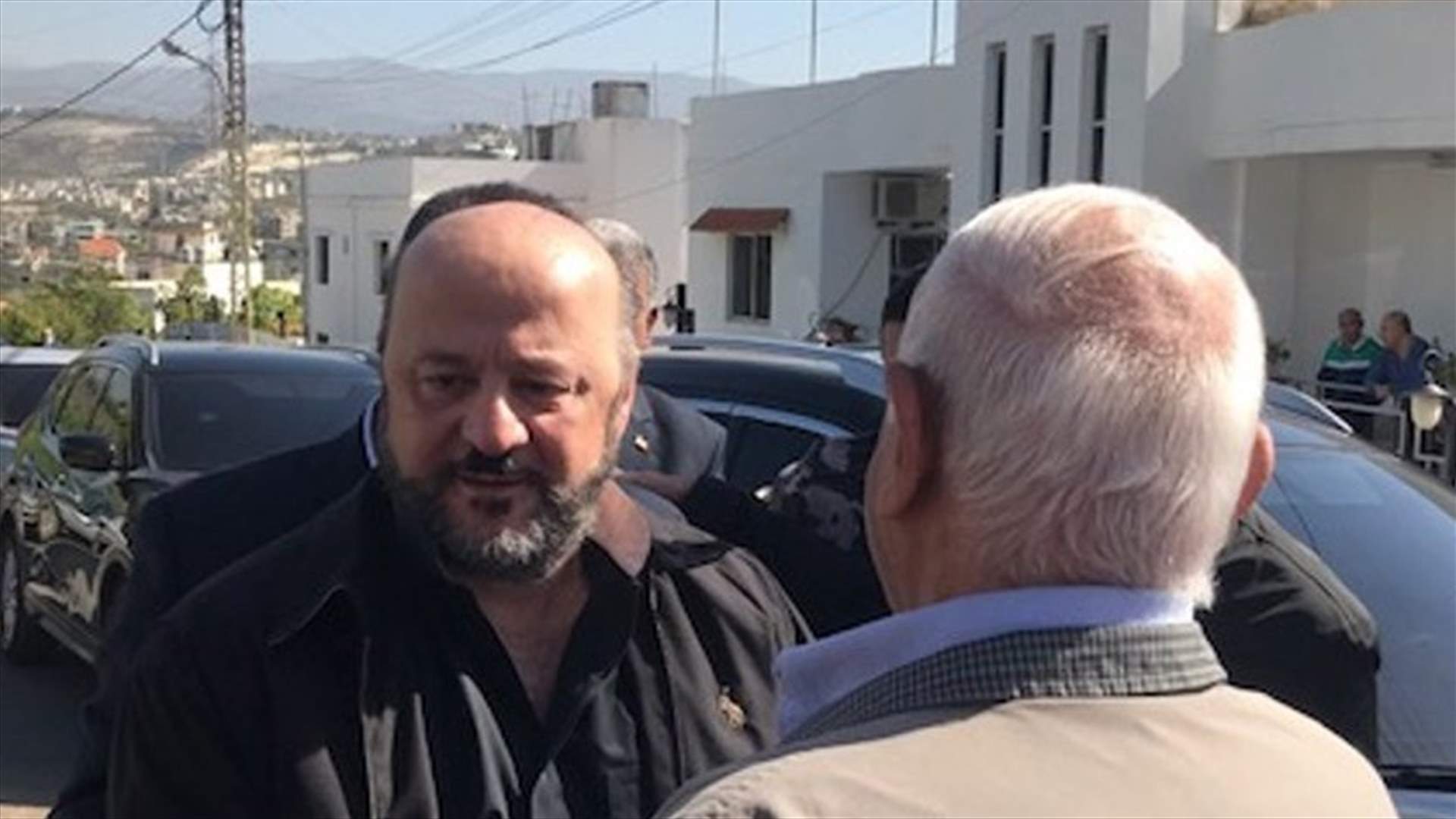 Riachi visits Mieh Mieh refugee camp