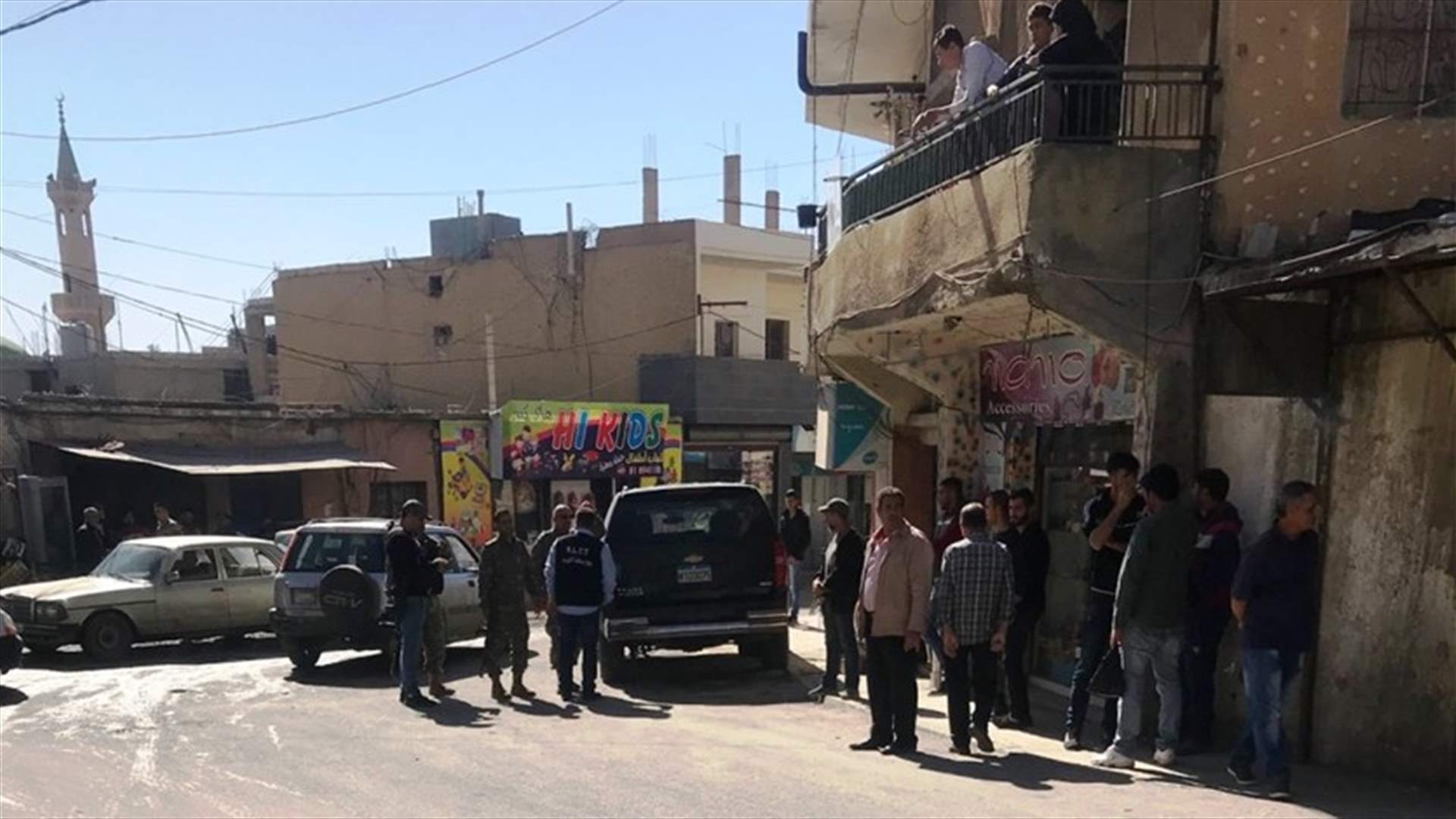 اطلاق نار بين مجهولين ودورية لمكافحة التهريب ومصادرة كمية من الدخان في الهرمل