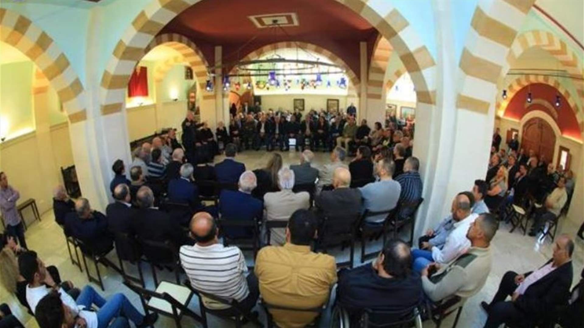 فرنجية التقى أهالي شهداء مجزرة إهدن: الانفتاح ليس نقطة ضعف بل نقطة قوة