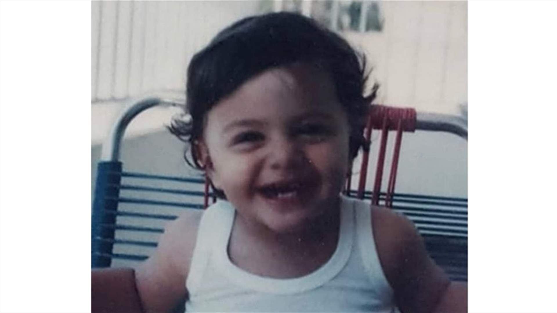 نجم سوري يسرق القلوب بصورته من الطفولة... من هو؟