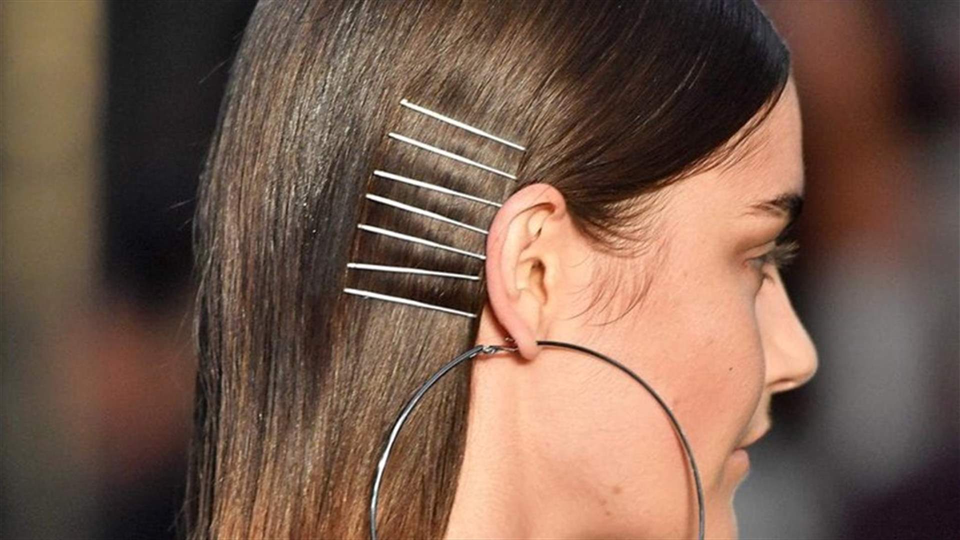 نجمات اعتمدن صيحة الدبابيس بطرق مميزة (صور)