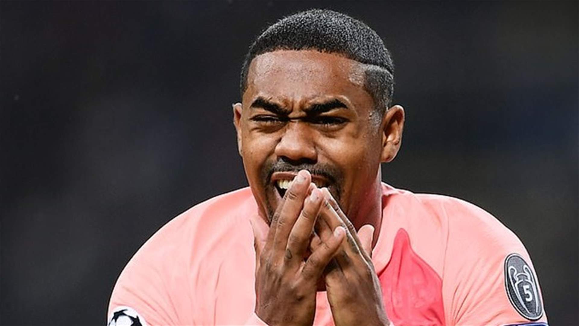 مالكوم دي اوليفيرا: أريد صناعة التاريخ في برشلونة !