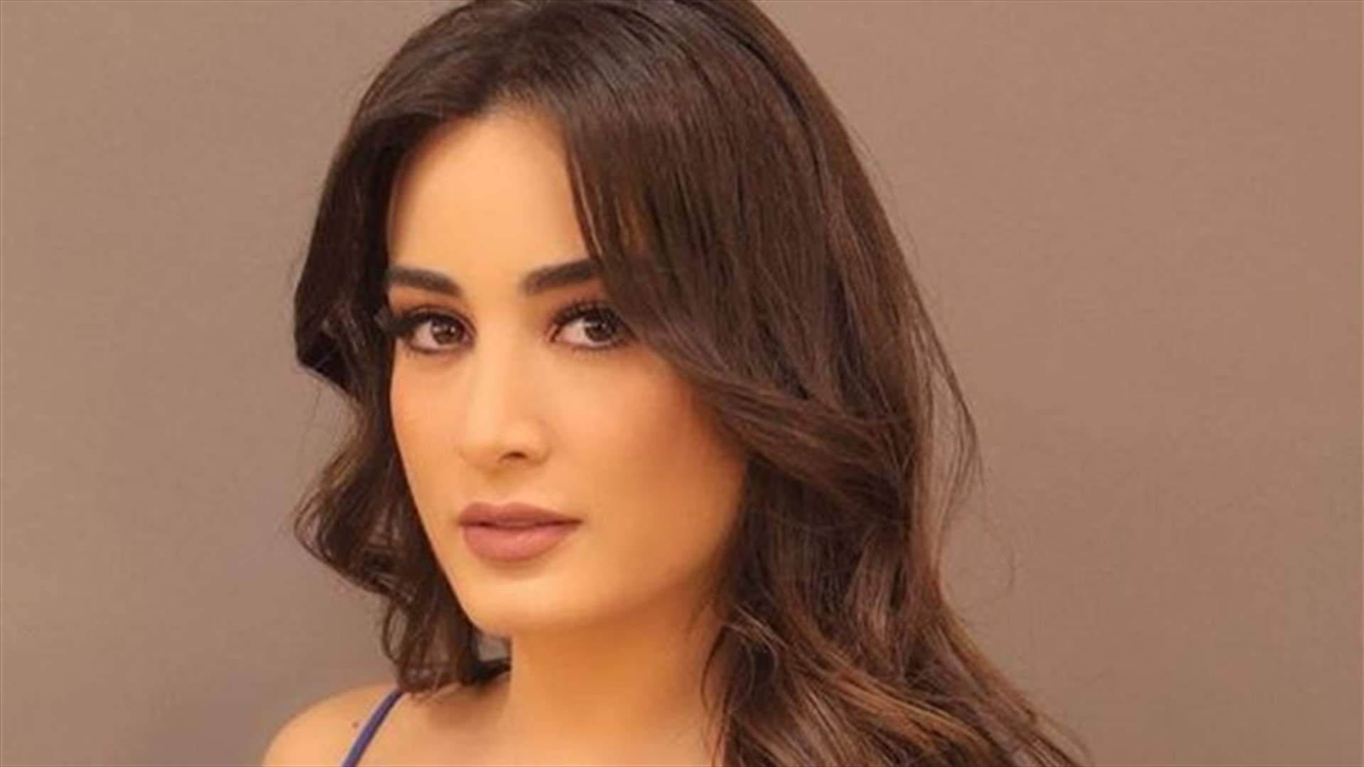 روان طحطوح تضجّ أنوثة.. هكذا تحوّلت من "بيسي" إلى "ريما" عبر السنوات!