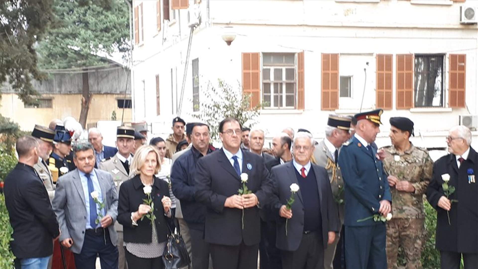 فوشيه وضع أكاليل زهر على أضرحة جنود فرنسيين في البقاع