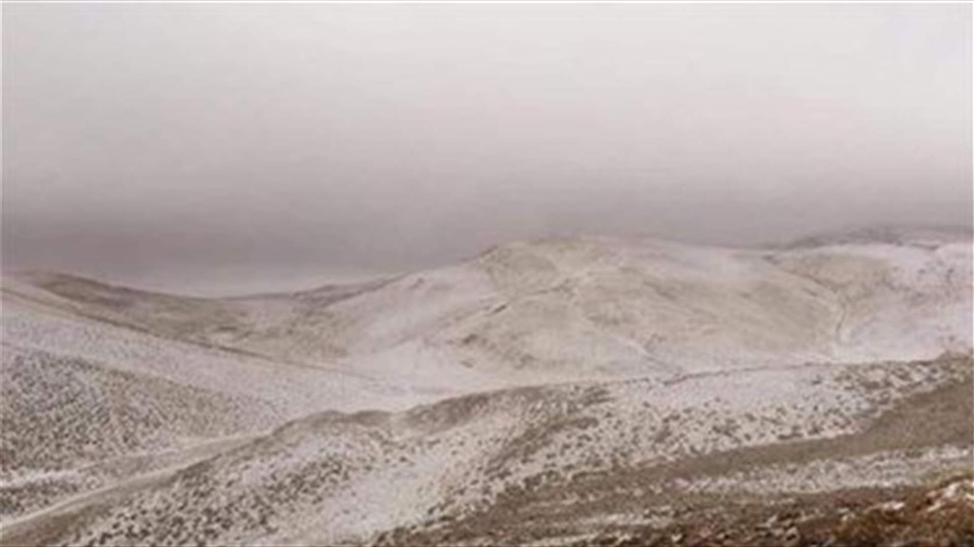 Snow covers Qornet al-Sawda summit – [PHOTO]