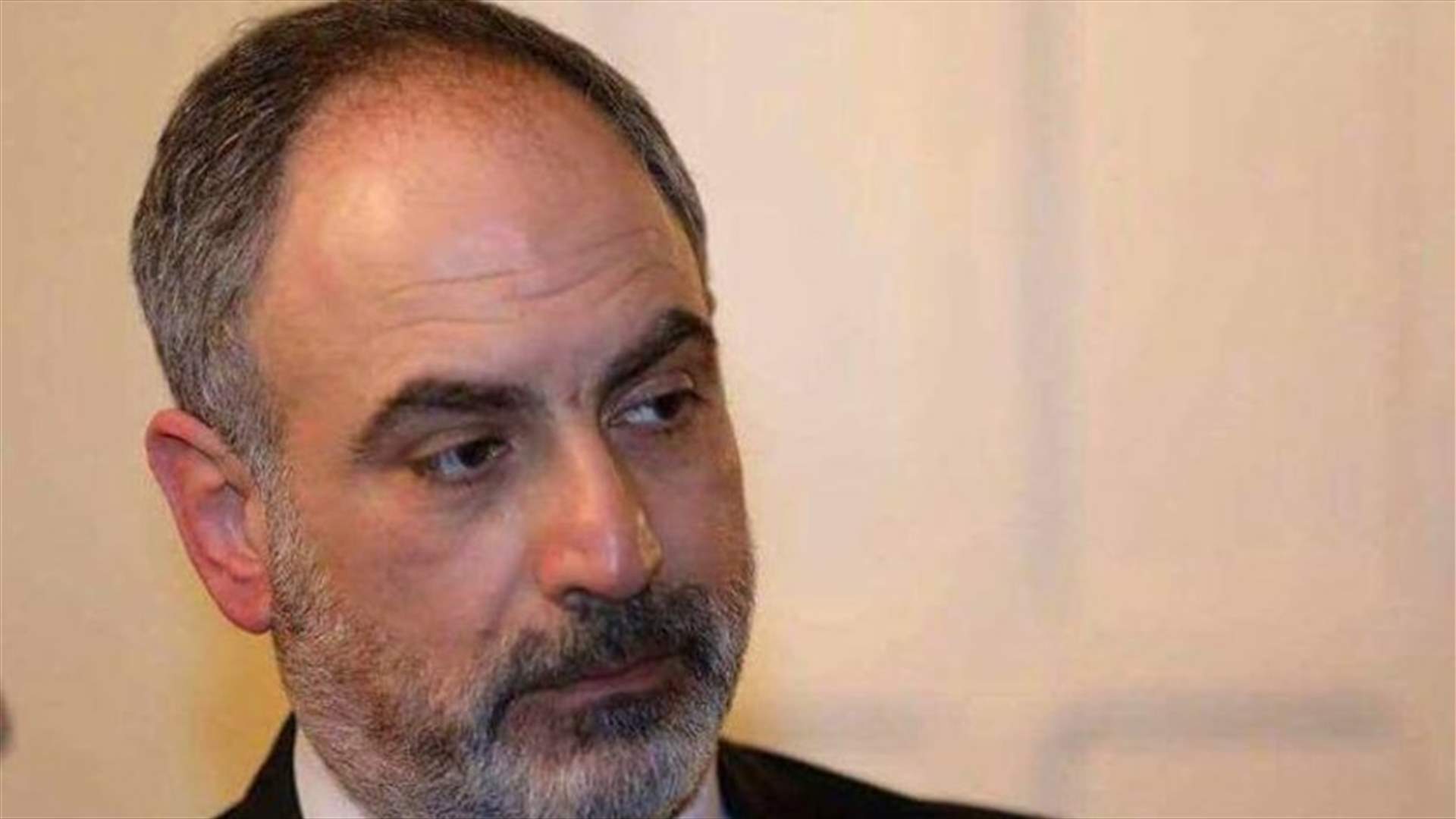 اسود: نظرية وليد جنبلاط ونظريتي فيهما وفاق ووئام