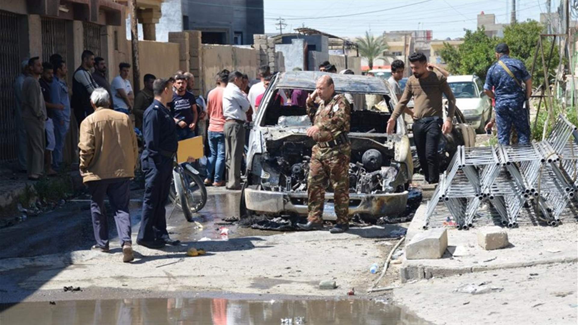 Car bomb blast kills two in Iraq&#39;s Tikrit - police, medics