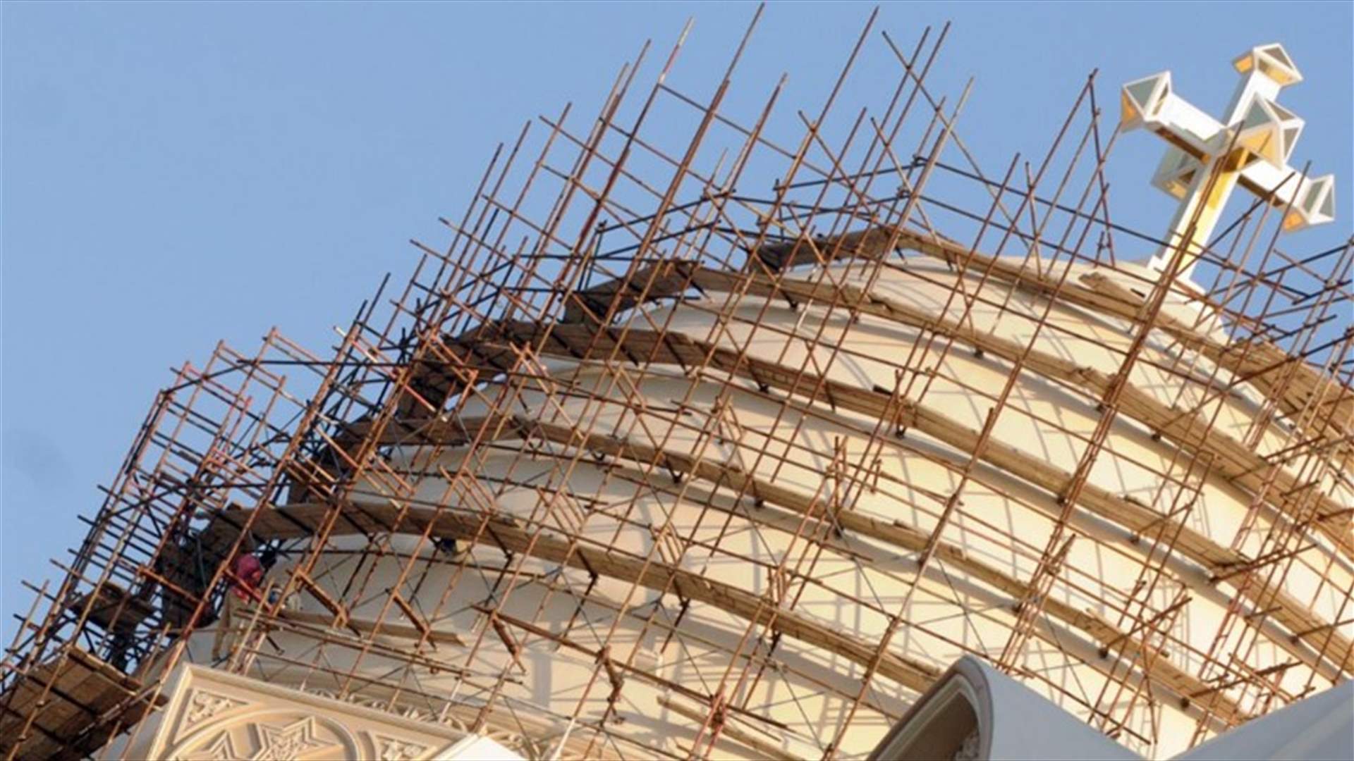أقباط مصر يفتتحون الكاتدرائية المرقسية في القاهرة