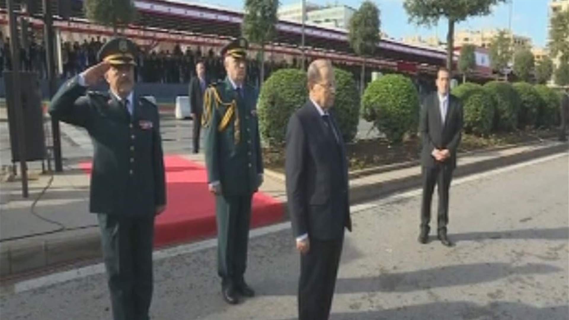 وصول رئيس الجمهورية العماد ميشال عون الى جادة شفيق الوزان - بيروت لحضور العرض العسكري لمناسبة عيد الاستقلال