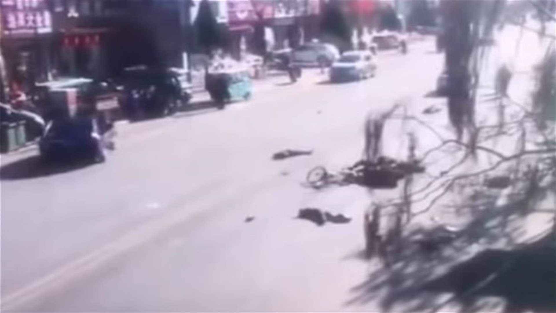 قتلى وجرحى جرّاء دهس مجموعة من الأطفال في الصين (فيديو)