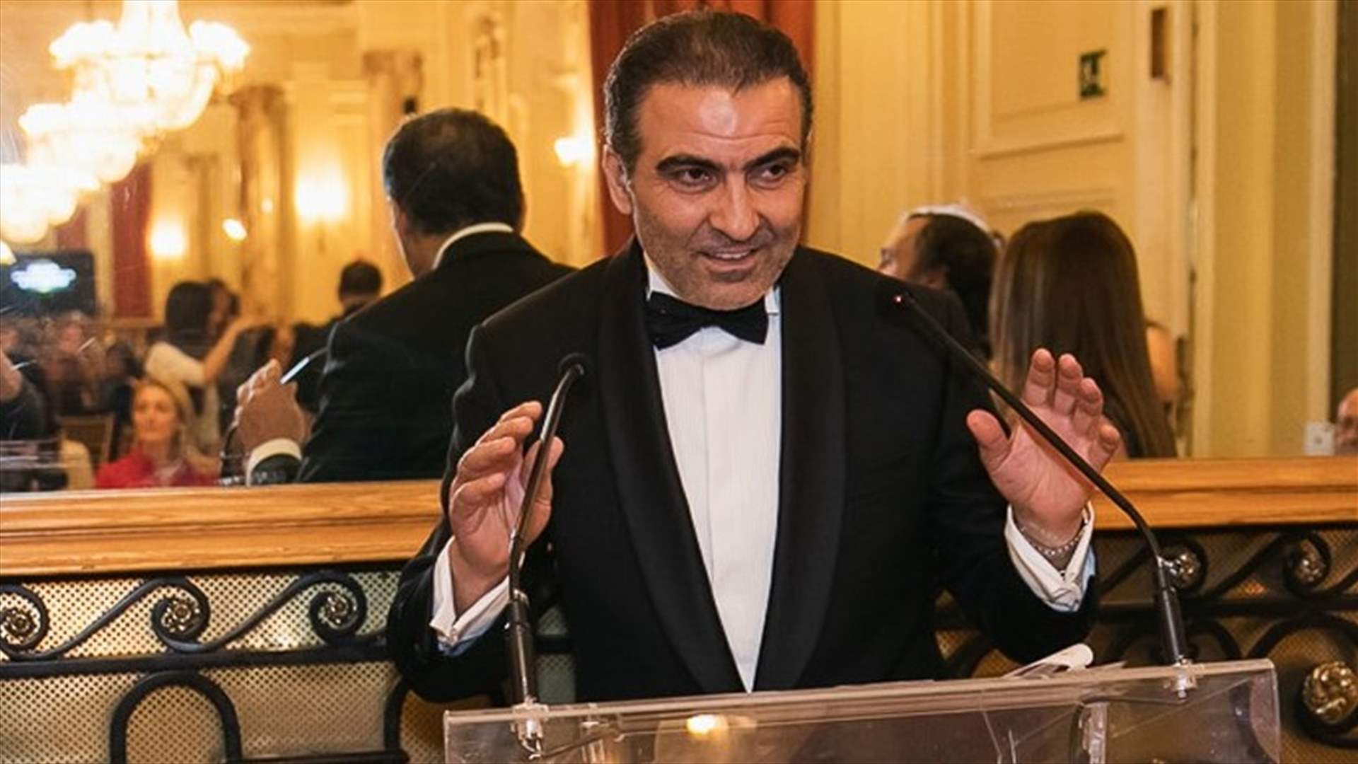 كرم ممثلًا عائلة كوفي عنان: على شباب العالم التألّق بإنسانيّتهم