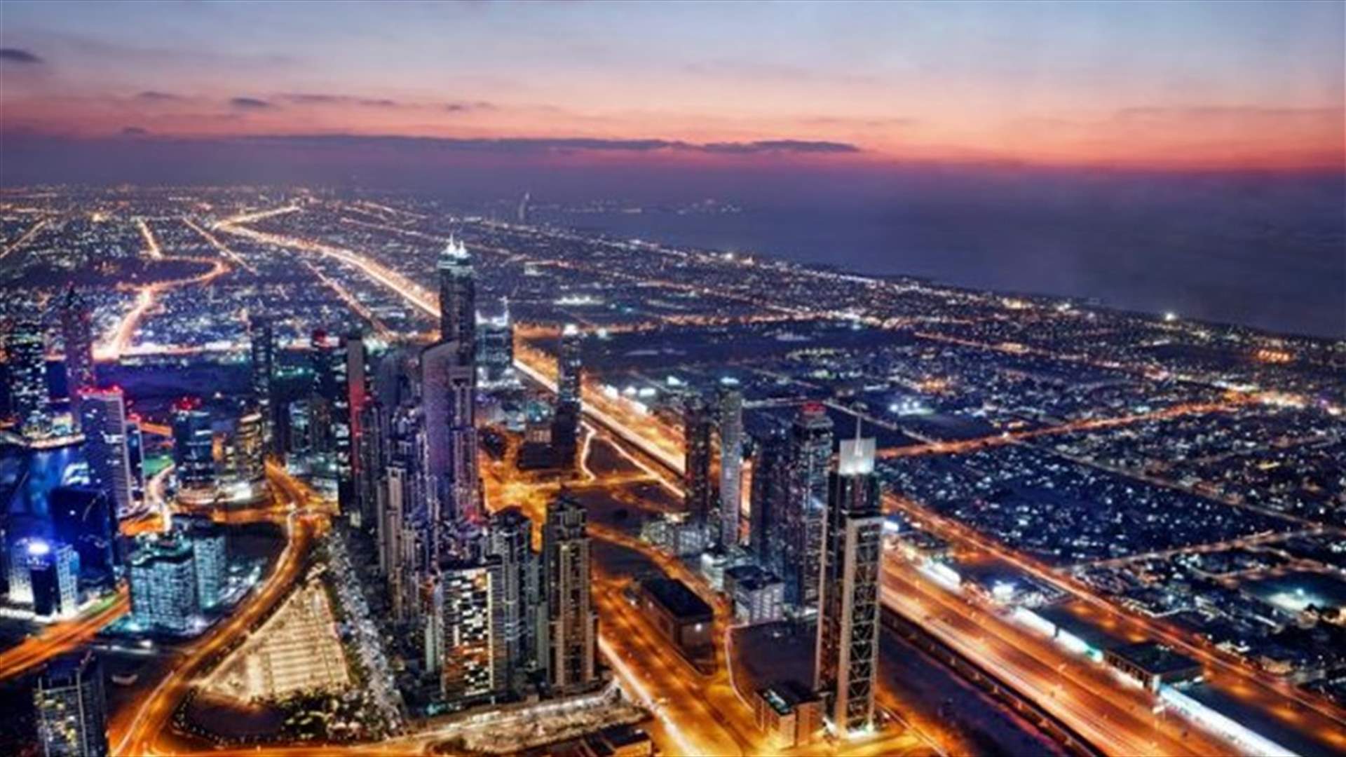 تأشيرات طويلة الأمد في الامارات... من سيستفيد منها؟