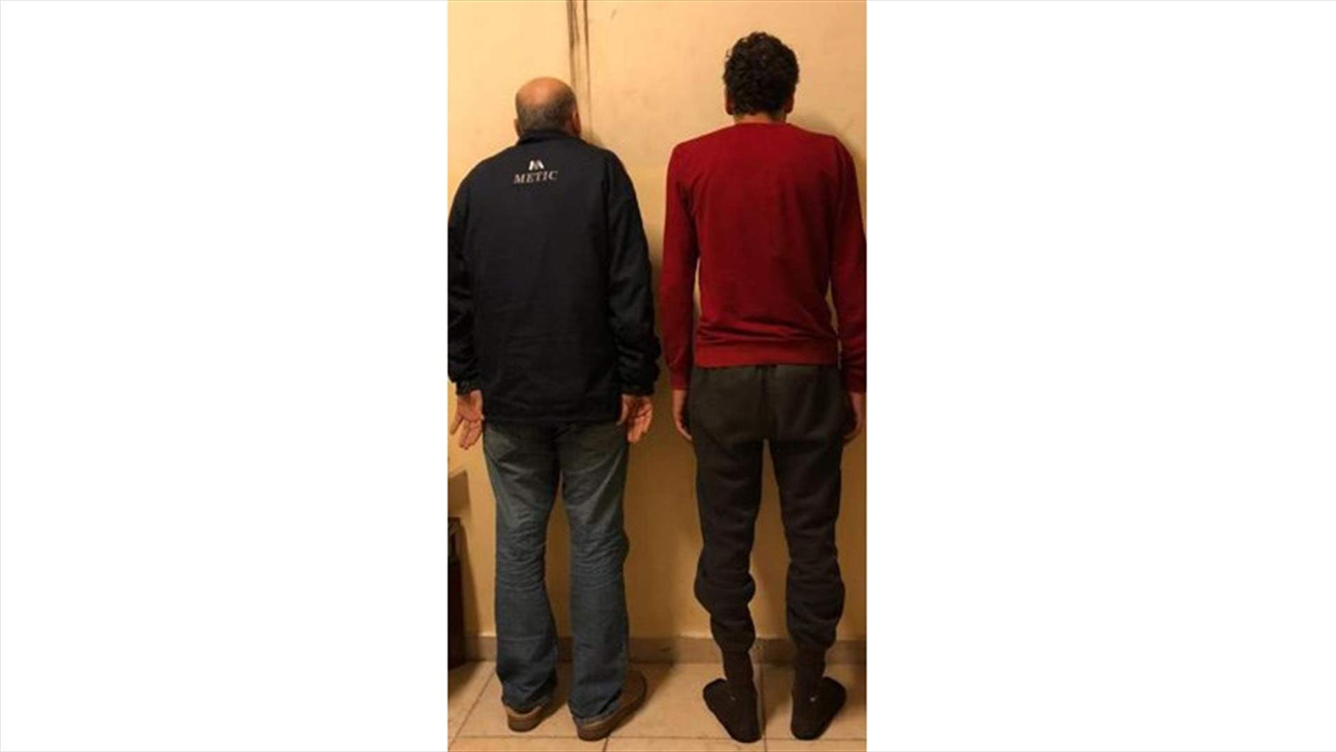 خطط ونفذ مع والده عملية سرقة منزل في الميناء...