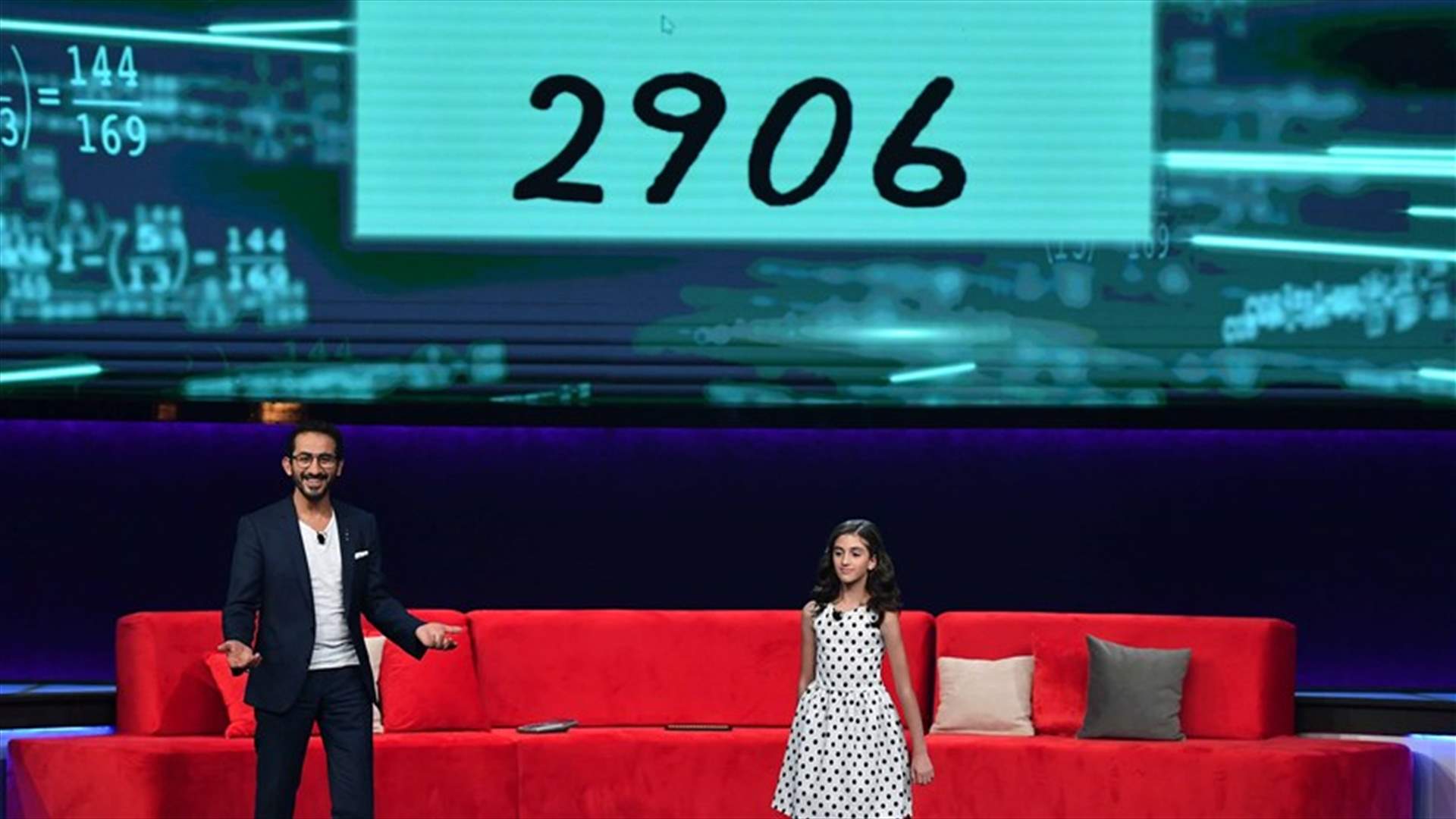 الطفلة يارا مسعد تبهر المشاهدين بقدراتها الذهنية والغنائية في آنٍ واحد(فيديو)