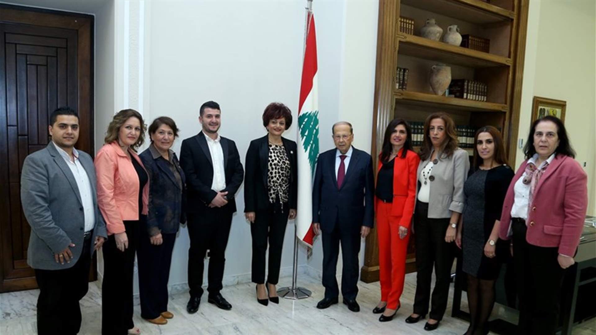 الرئيس عون امام وفد نقابة الممرضات والممرضين: سأتابع مطالبكم فور تشكيل الحكومة