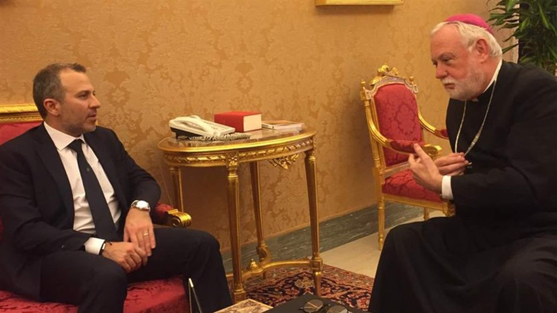 هذا ما دار في اجتماع باسيل وأمين سرّ دولة الفاتيكان