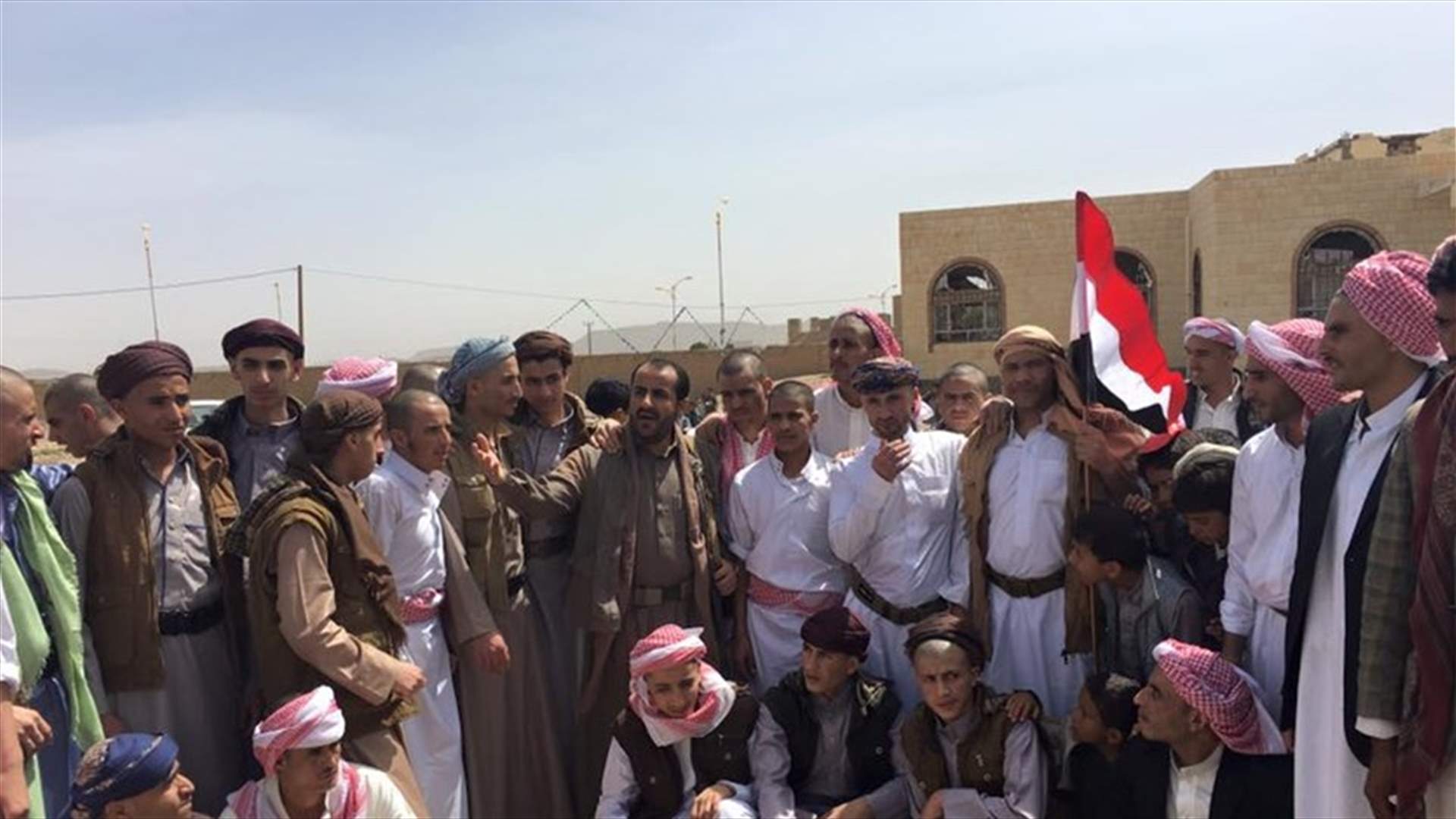 اتفاق لتبادل مئات الأسرى بين الحكومة اليمنية والحوثيين