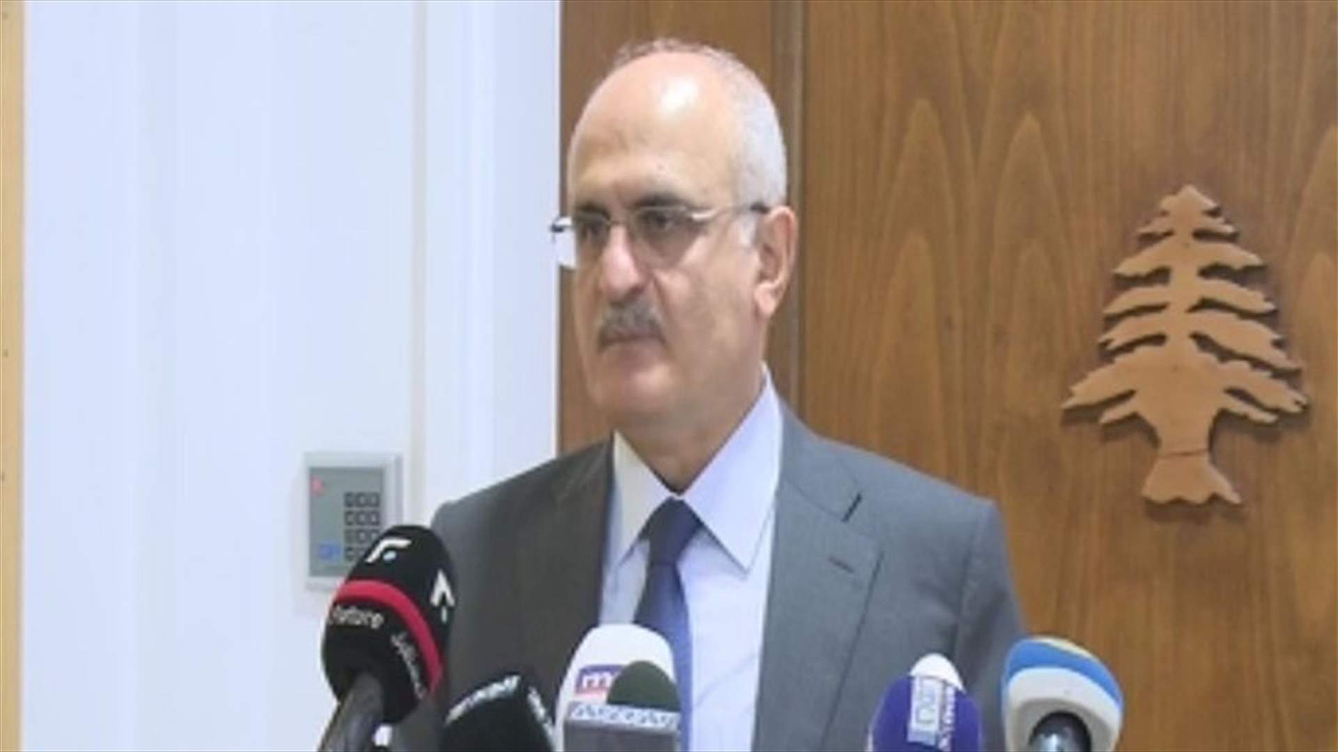 Hassan Khalil after meeting with Salameh: We stress commitment to regularly paying salaries and wages
