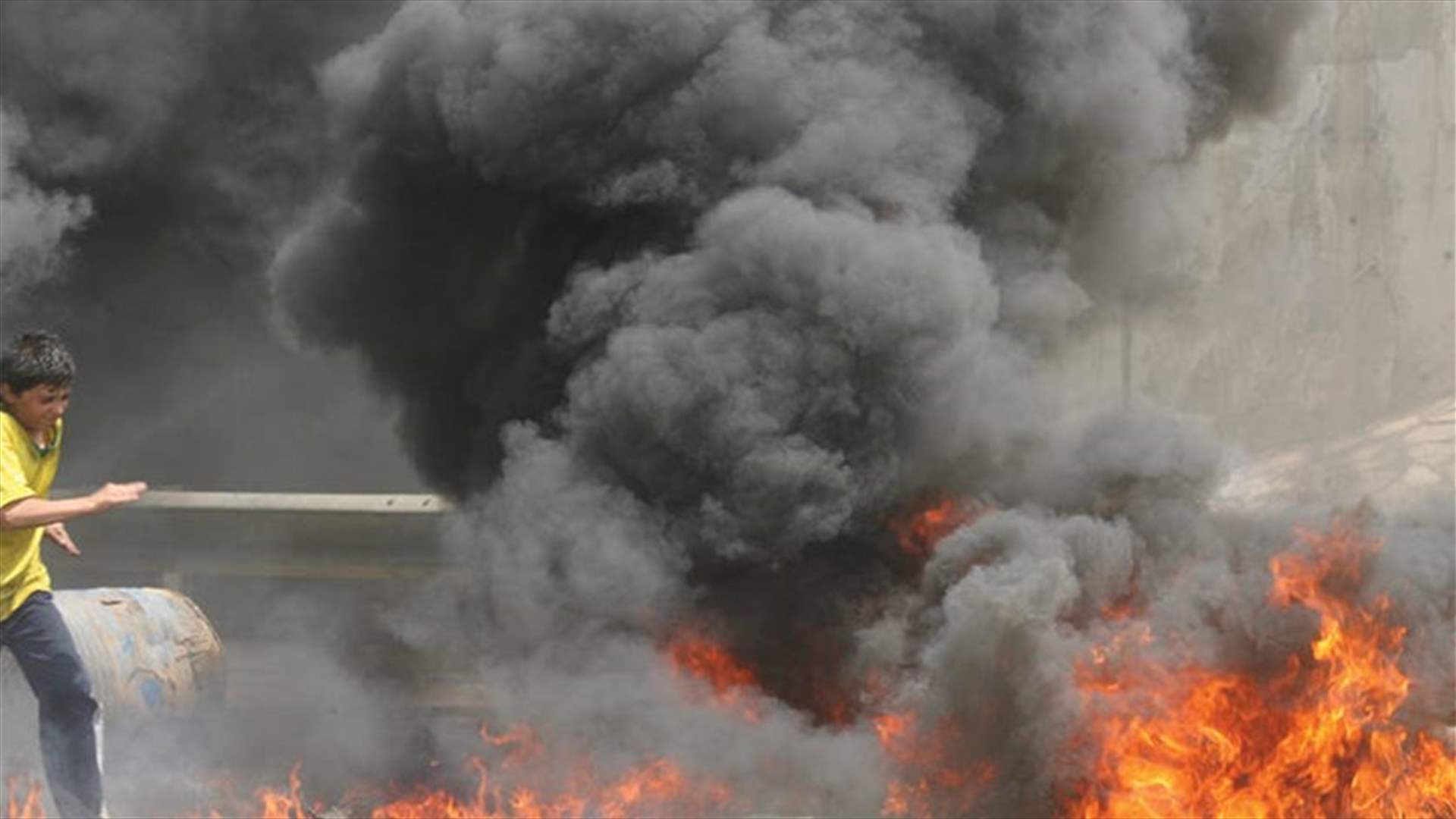 مصادر المستقبل والاشتراكي: ما حذّر منه جنبلاط بدأ يأخذ منحىً تنفيذياً ولا خيار إلّا مواجهة "الرسائل السورية"