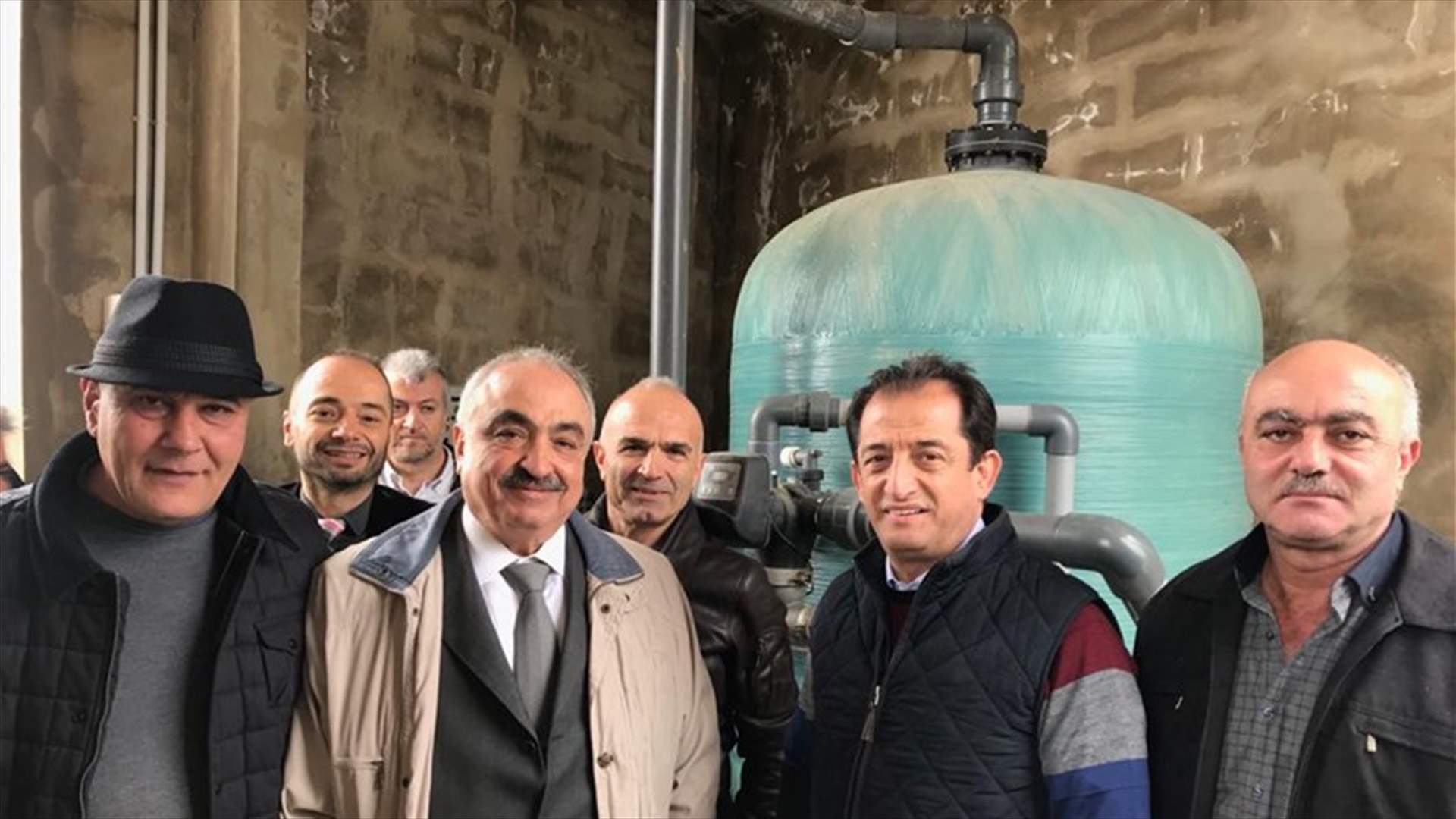 مدير مؤسسة المياه يجول في إقليم الخروب ويحذر من أن المياه الجوفية لامست حدود الخطر