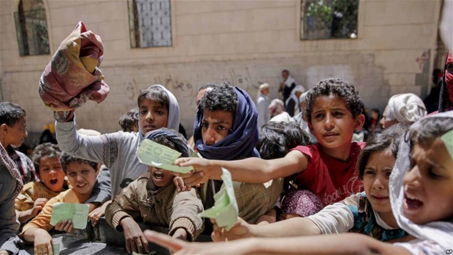 Yemen food survey finds majority in 'dire' crisis, famine a danger