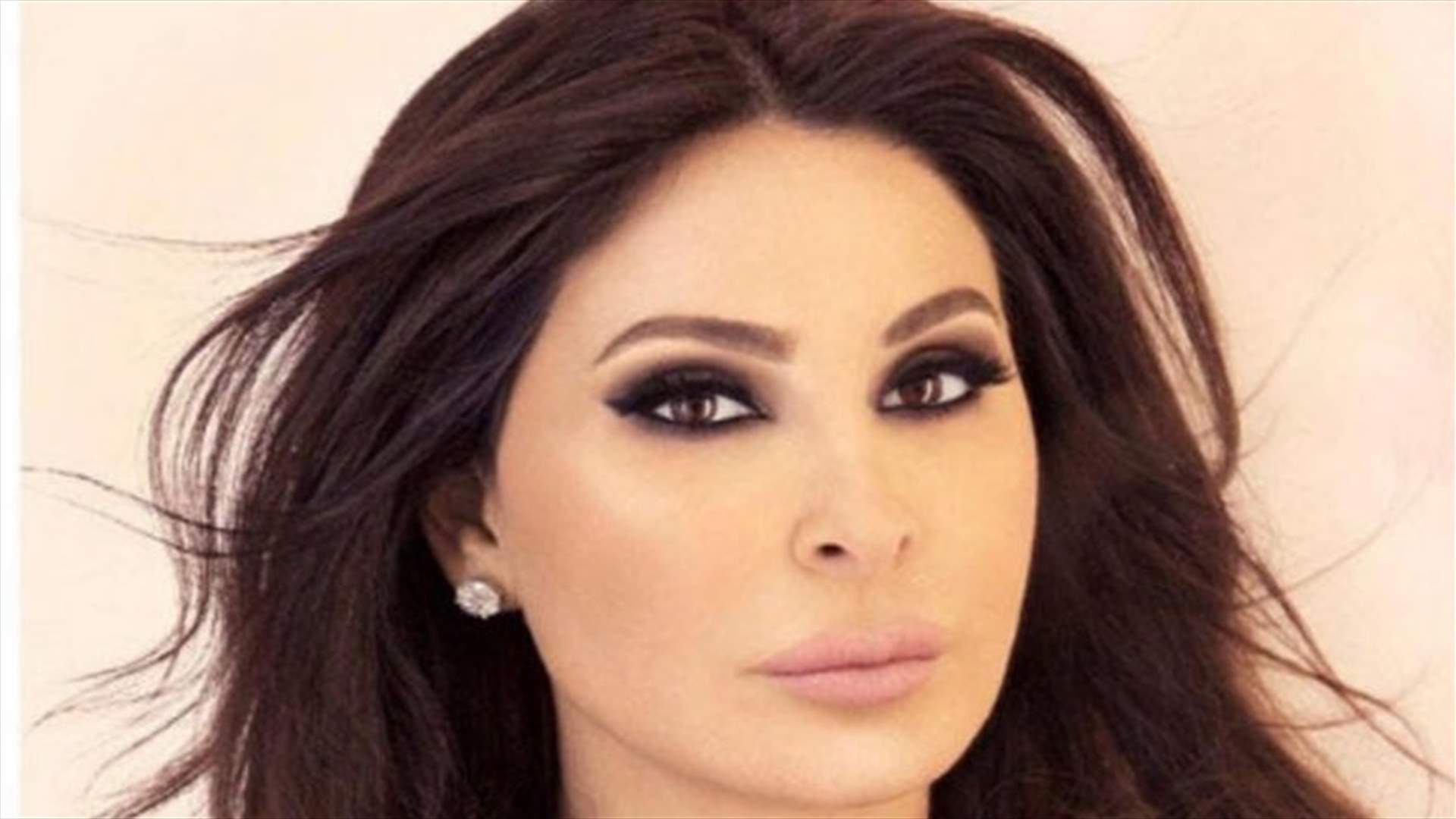 صورة إليسا مع مي شدياق في الأردن تغزو الإنترنت