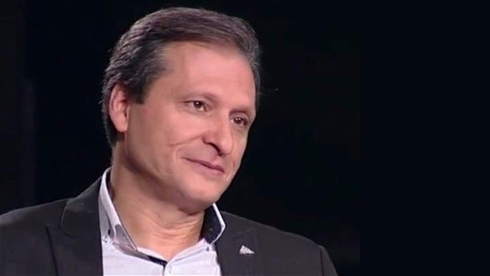 كيف ردّ كاتب أغنية "طار البلد" نزار فرنسيس على تصريح حكمت ديب؟