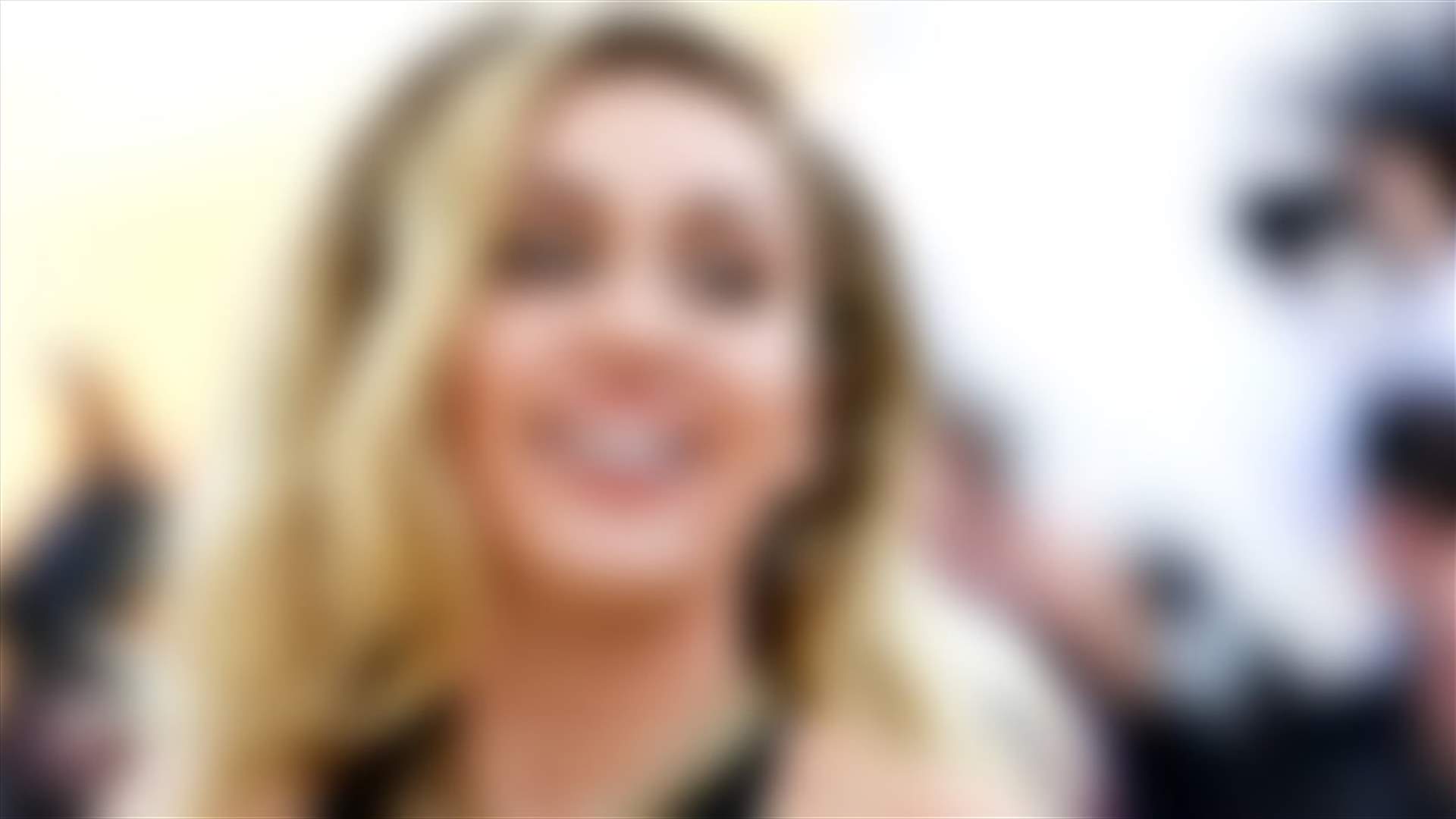 نجمة عالمية تكشف تعاطيها الممنوعات... ووالدتها شجعتها على ذلك