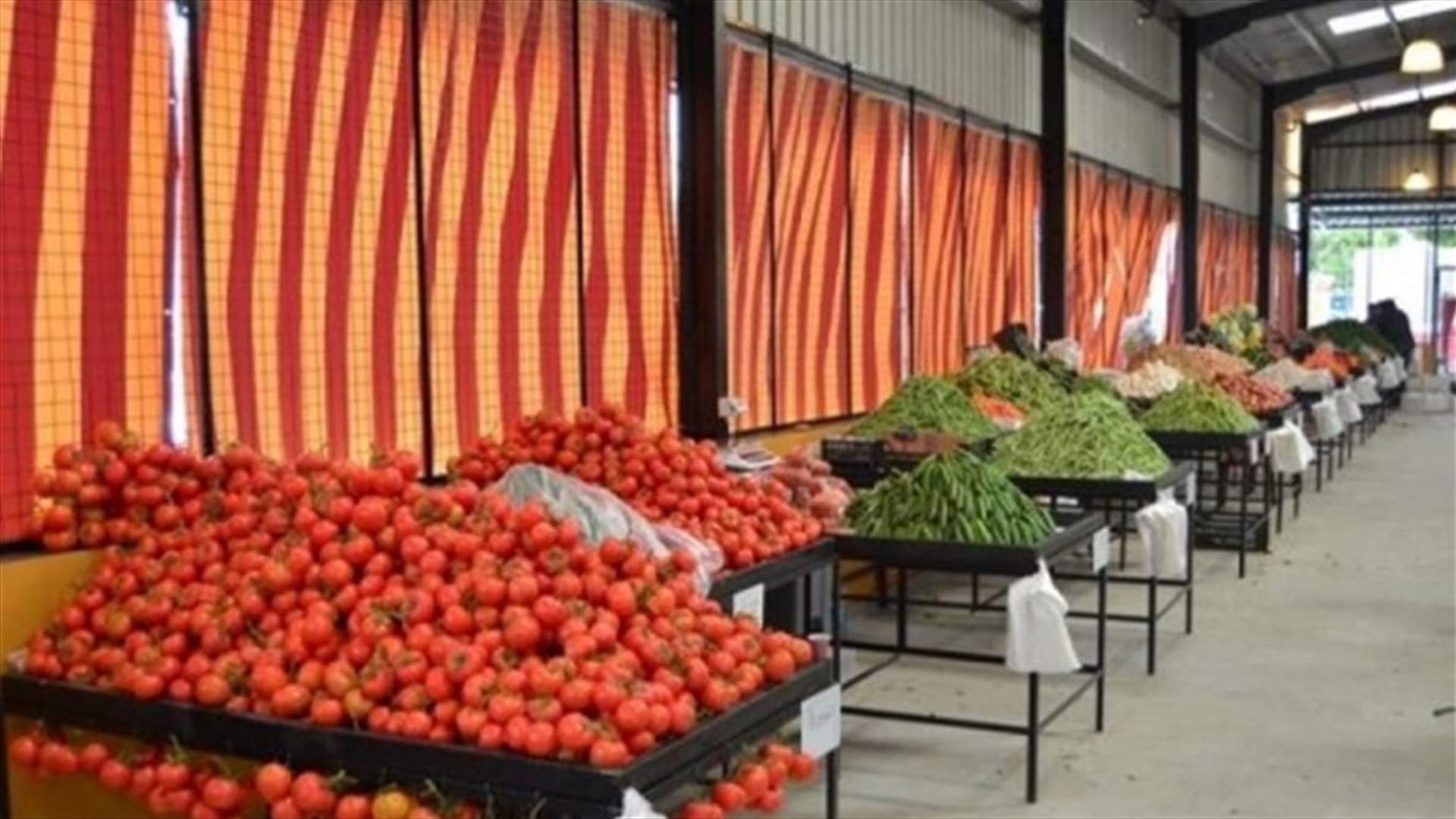 جرح شرطي من بلدية صيدا اثناء ازالة احدى المخالفات في سوق الخضار