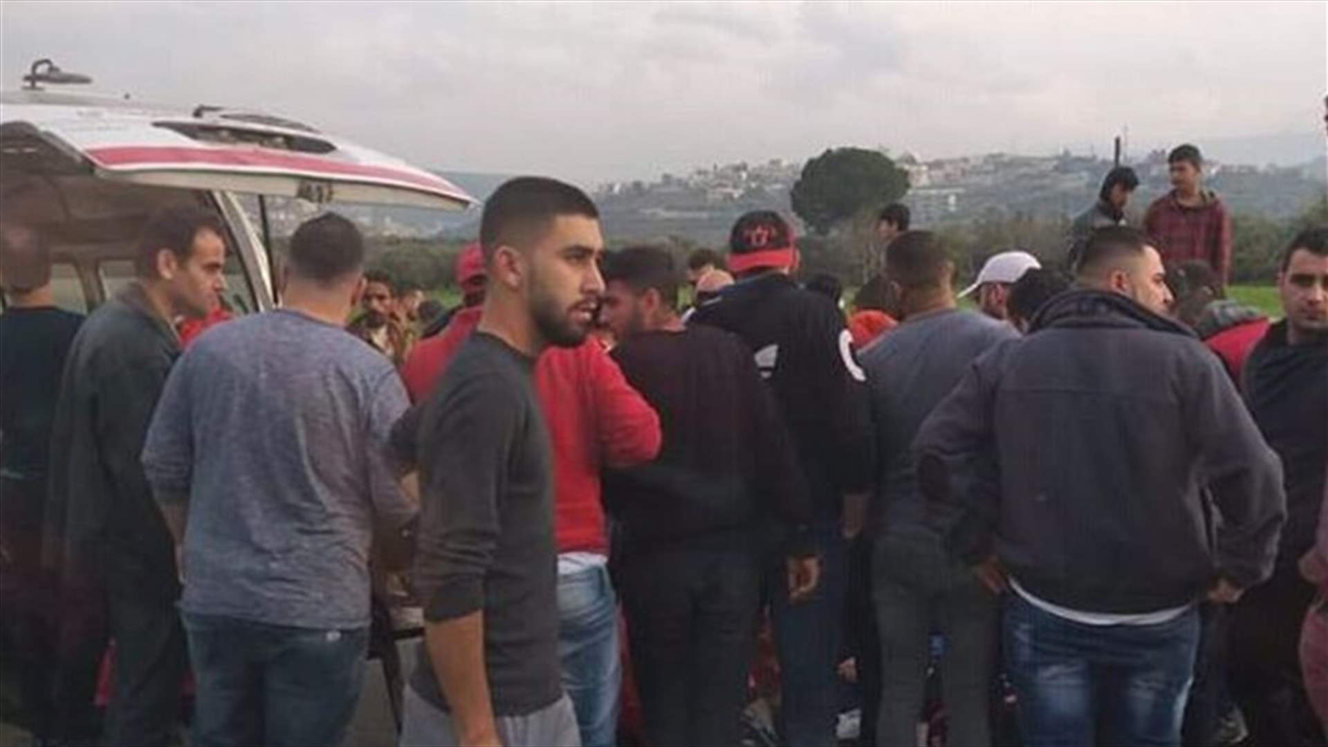 جريحان بحادث بين فان ودراجة نارية عند مفرق مجدلا