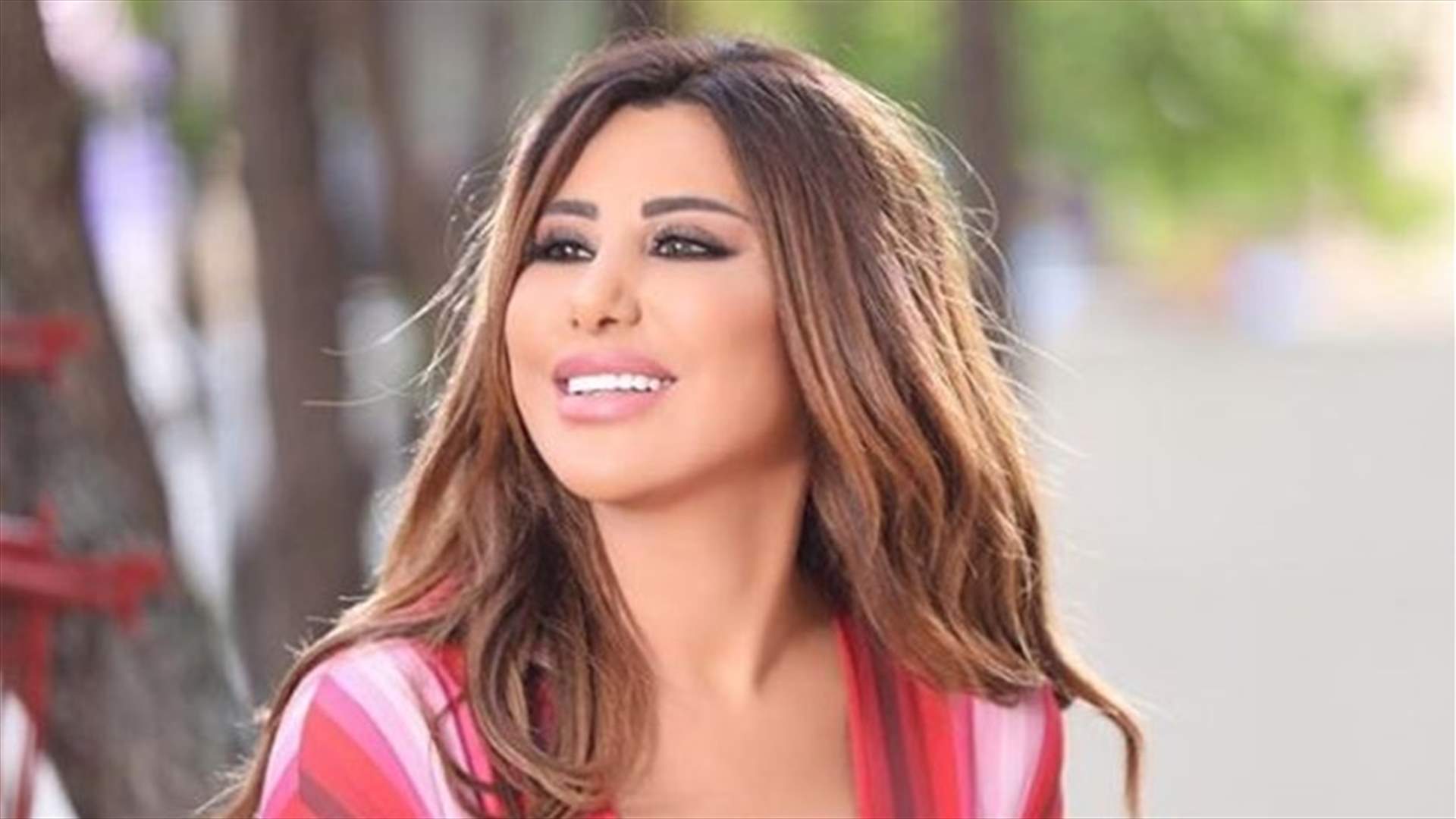 نجوى كرم تهدّد بالإنسحاب عن المسرح.. ما السبب؟ (فيديو)
