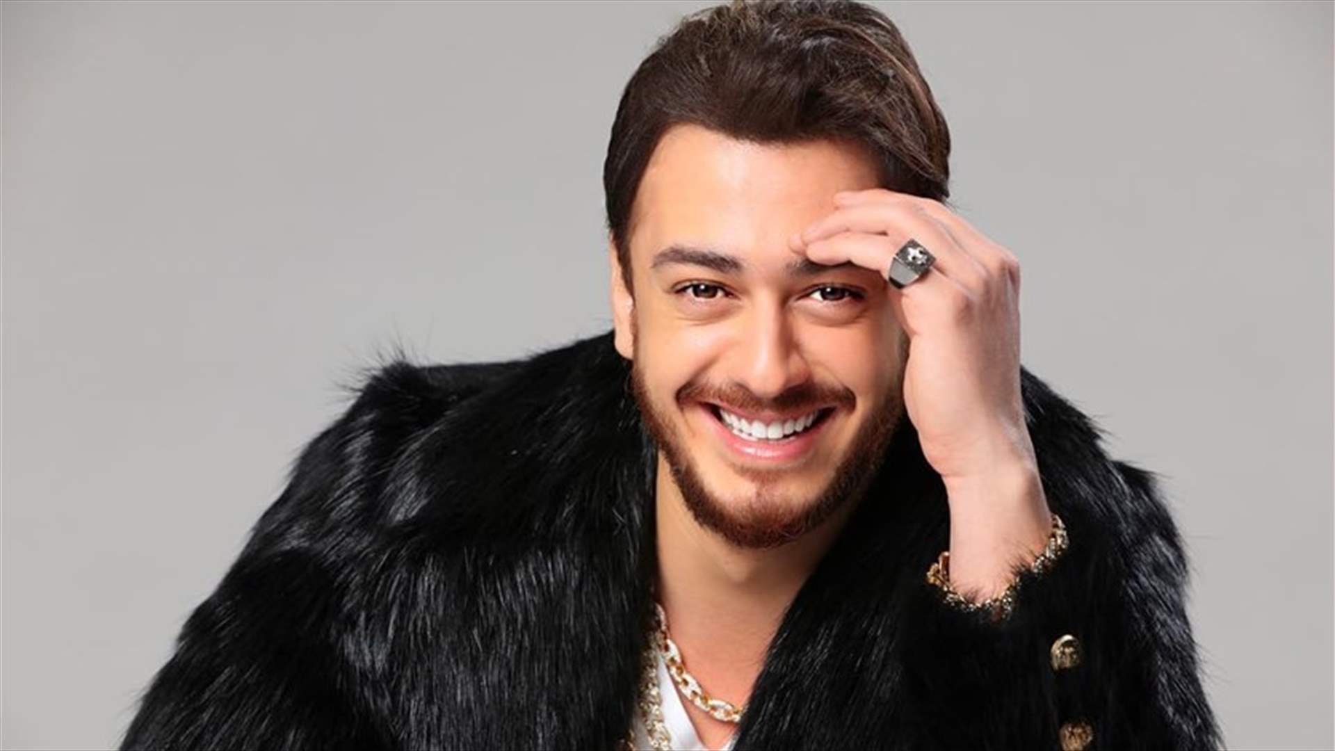 سعد لمجرد يُطلق أغنيته الأولى بعد خروجه من السجن... وما قصّة الندوب على جسمه ووجهه؟