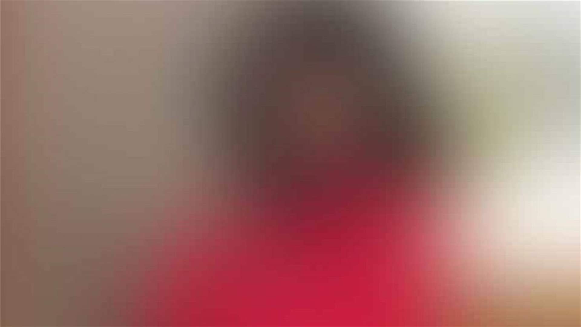 نجمة عربية تثير الضجة... بدّلت ملابسها في السيارة (فيديو)