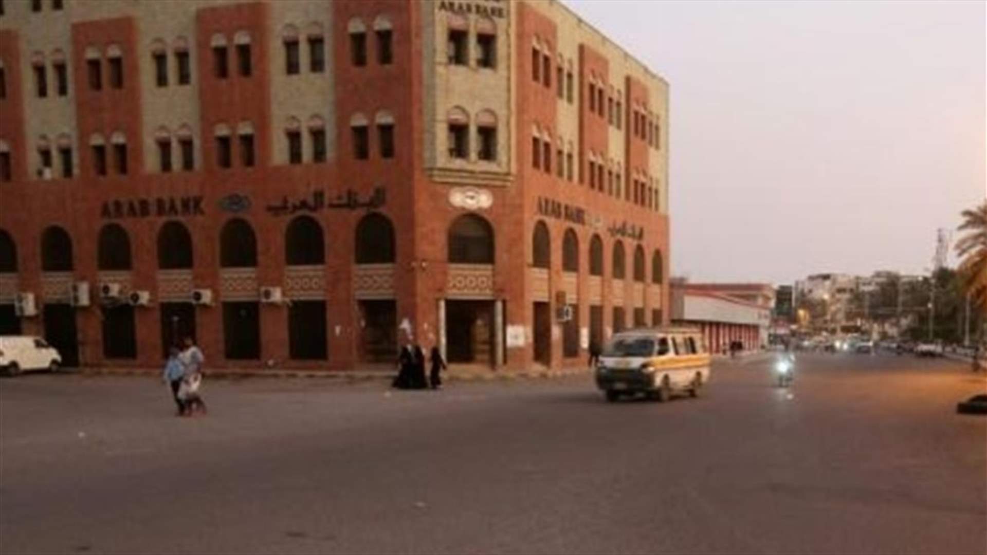 هدوء في الحديدة بعد قصف مدفعي متبادل بين الطرفين