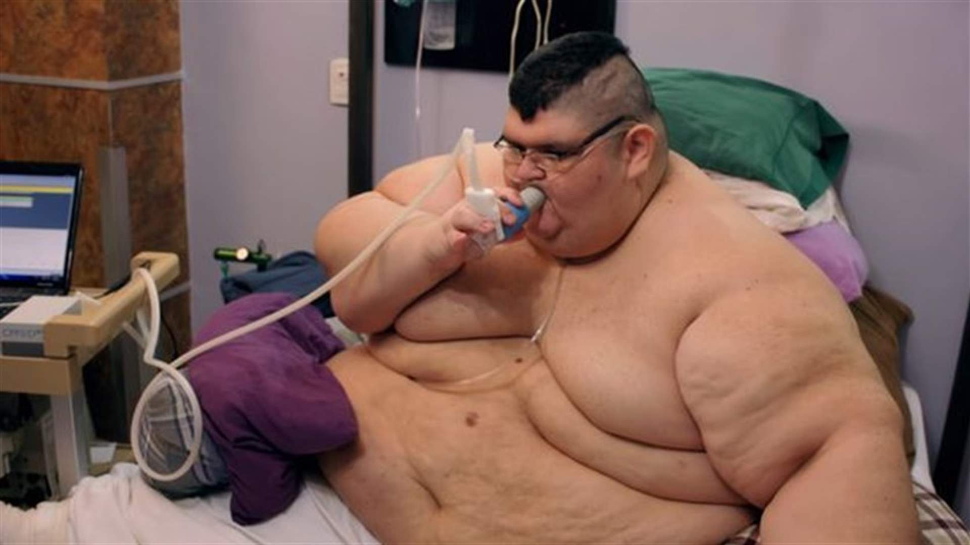 أثقل رجل في العالم يريد أن يُصبح الأنحف على الإطلاق (صور)