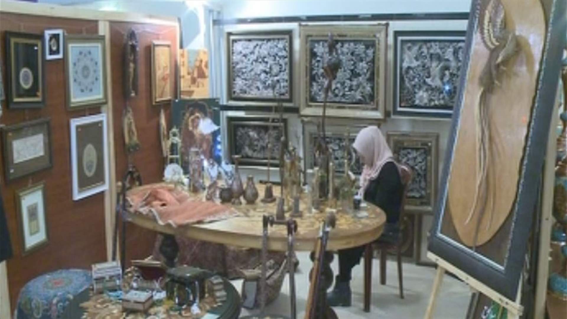 افتتاح المعرض الايراني للفنون والصناعات اليدوية الايرانية