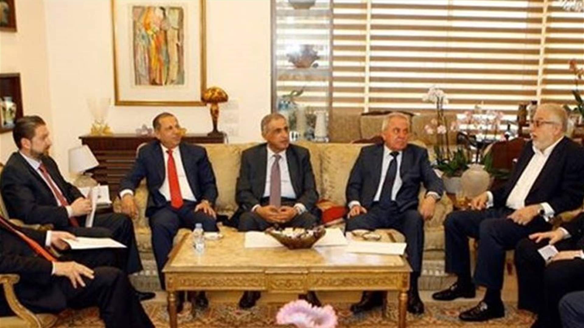 اليوم حاسم...و"التشاوري" ينتظر الجواب! (الجمهورية)