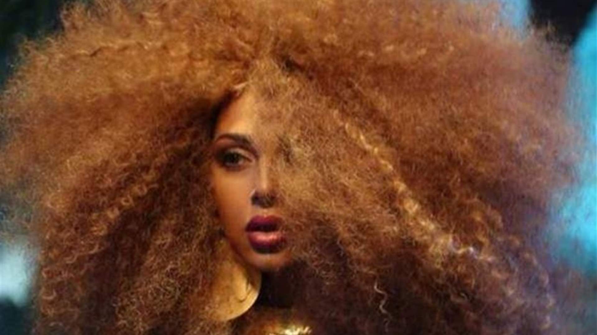 رولا فارس ترقص كشقيقتها ميريام فارس... على الطريقة الإفريقية (فيديو)