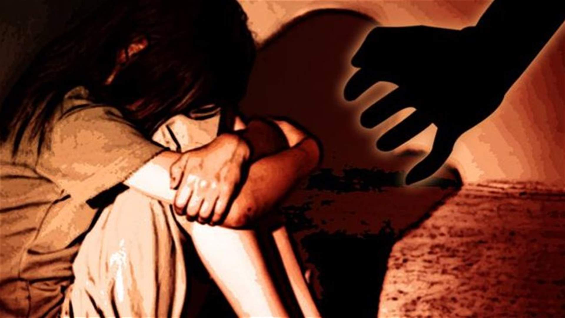 أجبرها على مشاهدة الأفلام الإباحية... والد اغتصب ابنته وقتلها بأفظع الطرق!