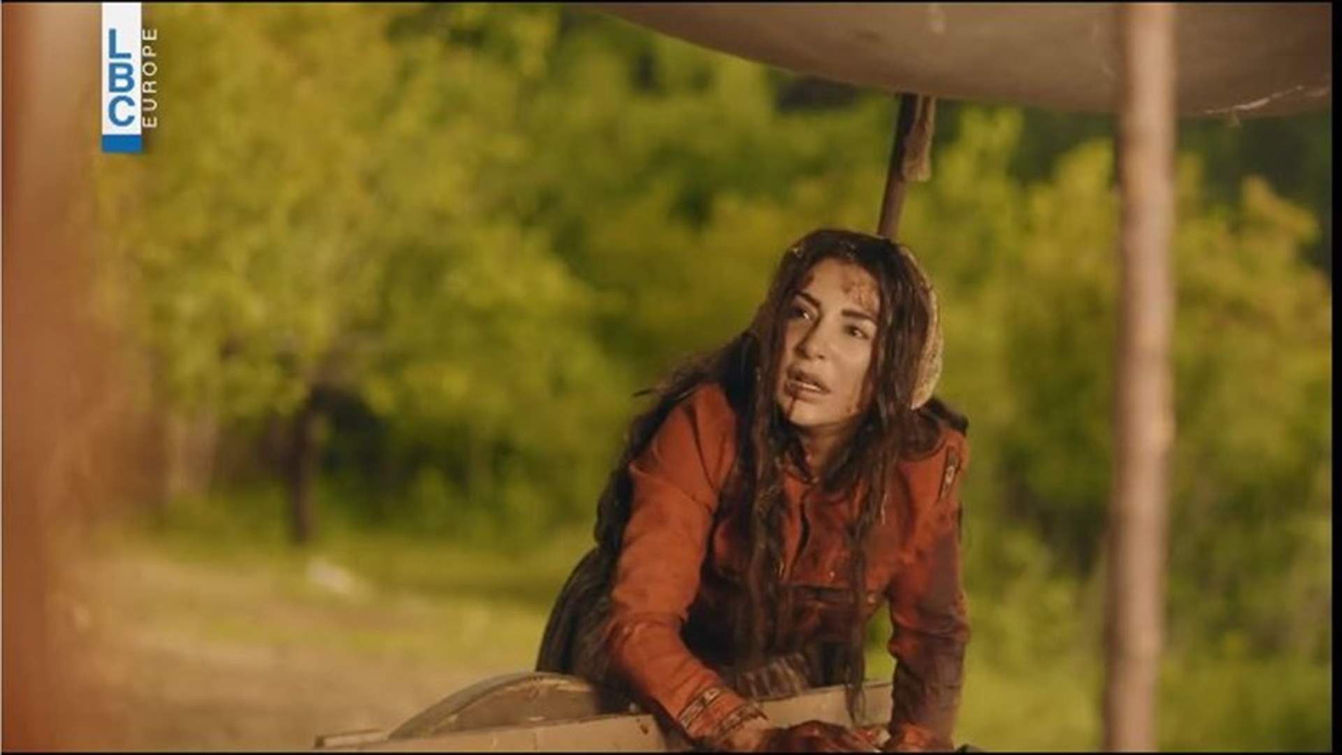ماغي بوغصن في ثورة الفلاحين... مشهد حرّك مشاعر المشاهدين! (فيديو)