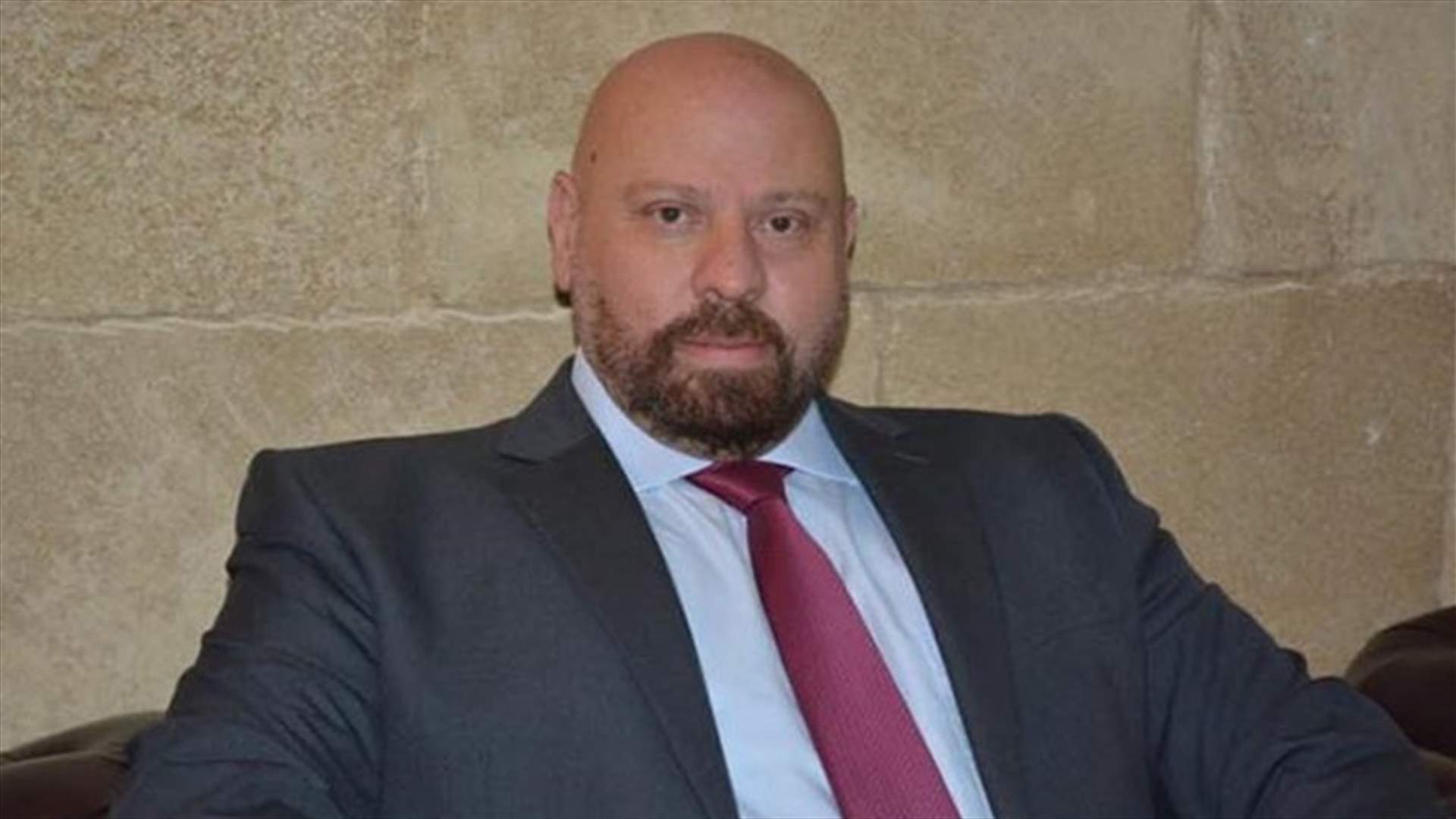 قتل كلب بطريقة وحشية في ابي سمراء... ورمزي نهرا يتحرك
