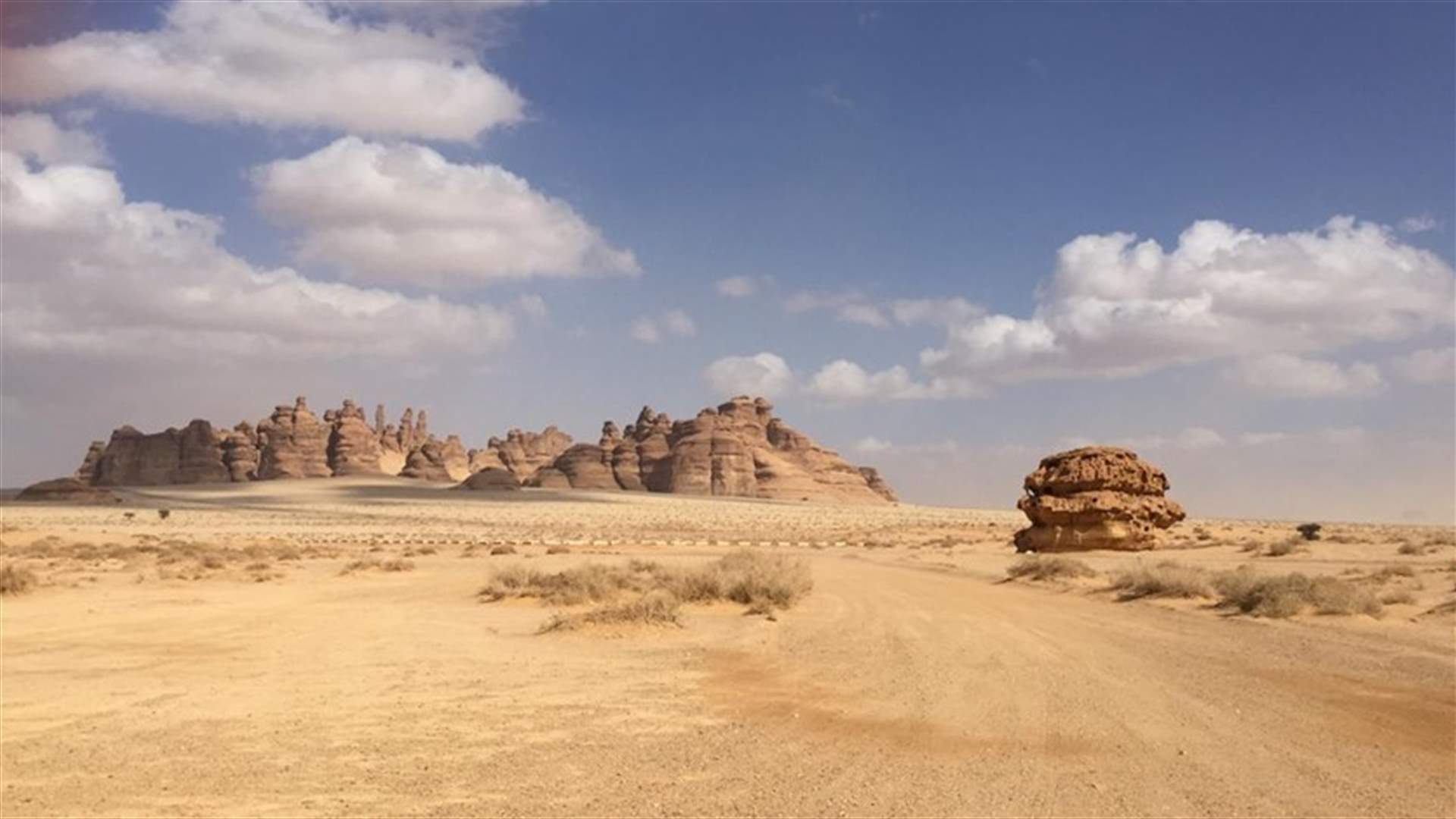 كاميرا الـ LBCI في "مدائن صالح" محافظة "العلا"... تاريخ وتراث وموسيقى في مكانٍ واحد (صور وفيديو)